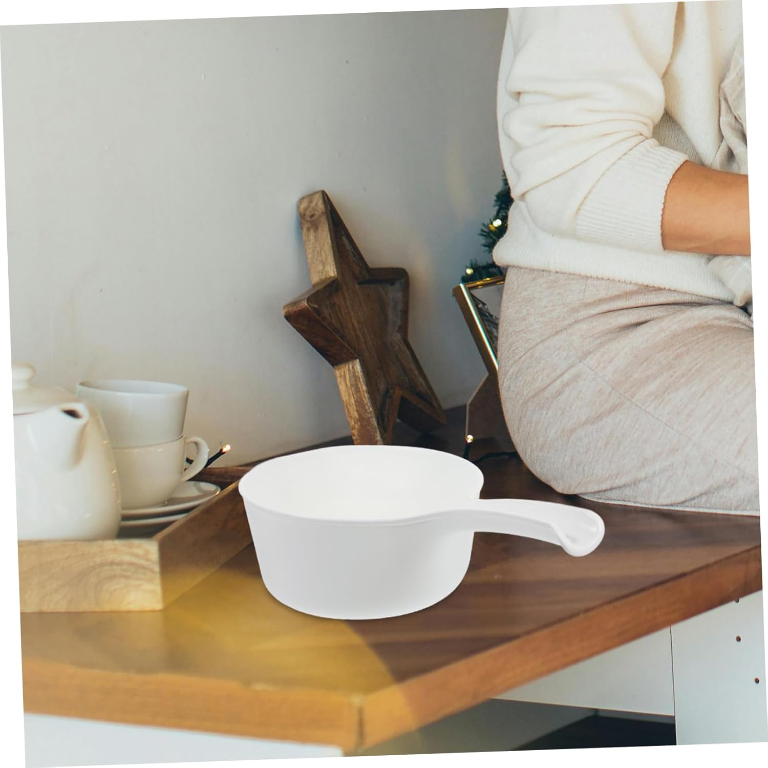 3sets 2pcs Multipurpose Watering Ladle Versatile Plastic Kitchen Garden Water Scoops for Easy Plant Watering and Fruit Washing 2pcs*3