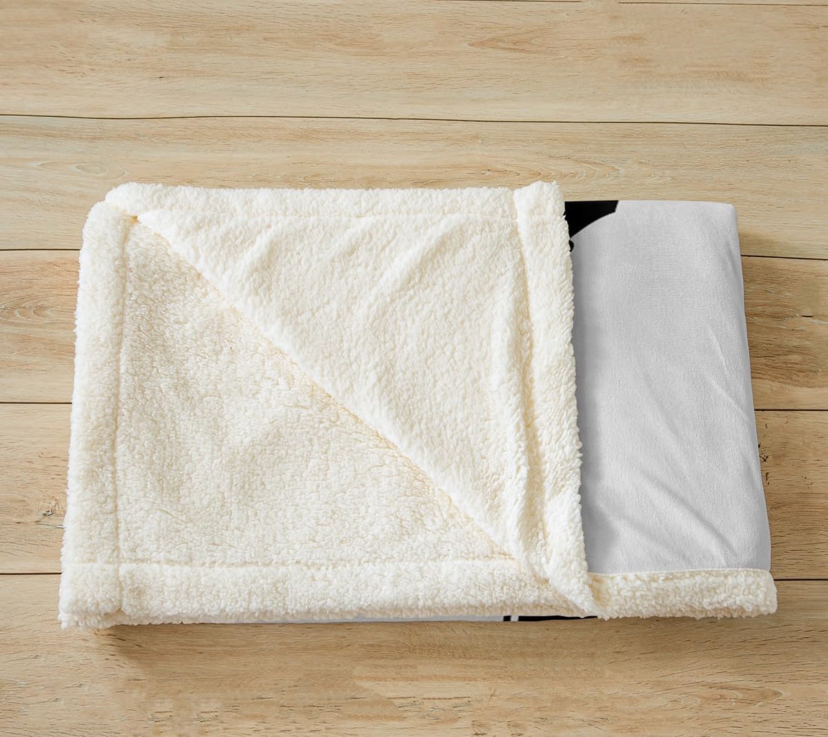 Feelyou Cricket Plush Blanket Sports Game Fleece Throw Blanket for Boys Girls Children Eat Sleep Cricket Gaming Pattern Sherpa Blanket Gift for Cricket Lover Grey Room Decor Throw 50"x60"