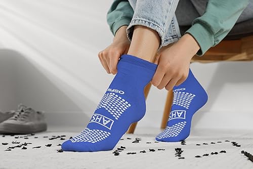 Vista 2 de AMERICAN HOSPITAL SUPPLY Slipper Socks – Blue, 1 Size Fits Most, Polyester-spandex Knit Grip Socks With Elastic Cuff Pack of 6 Surtido