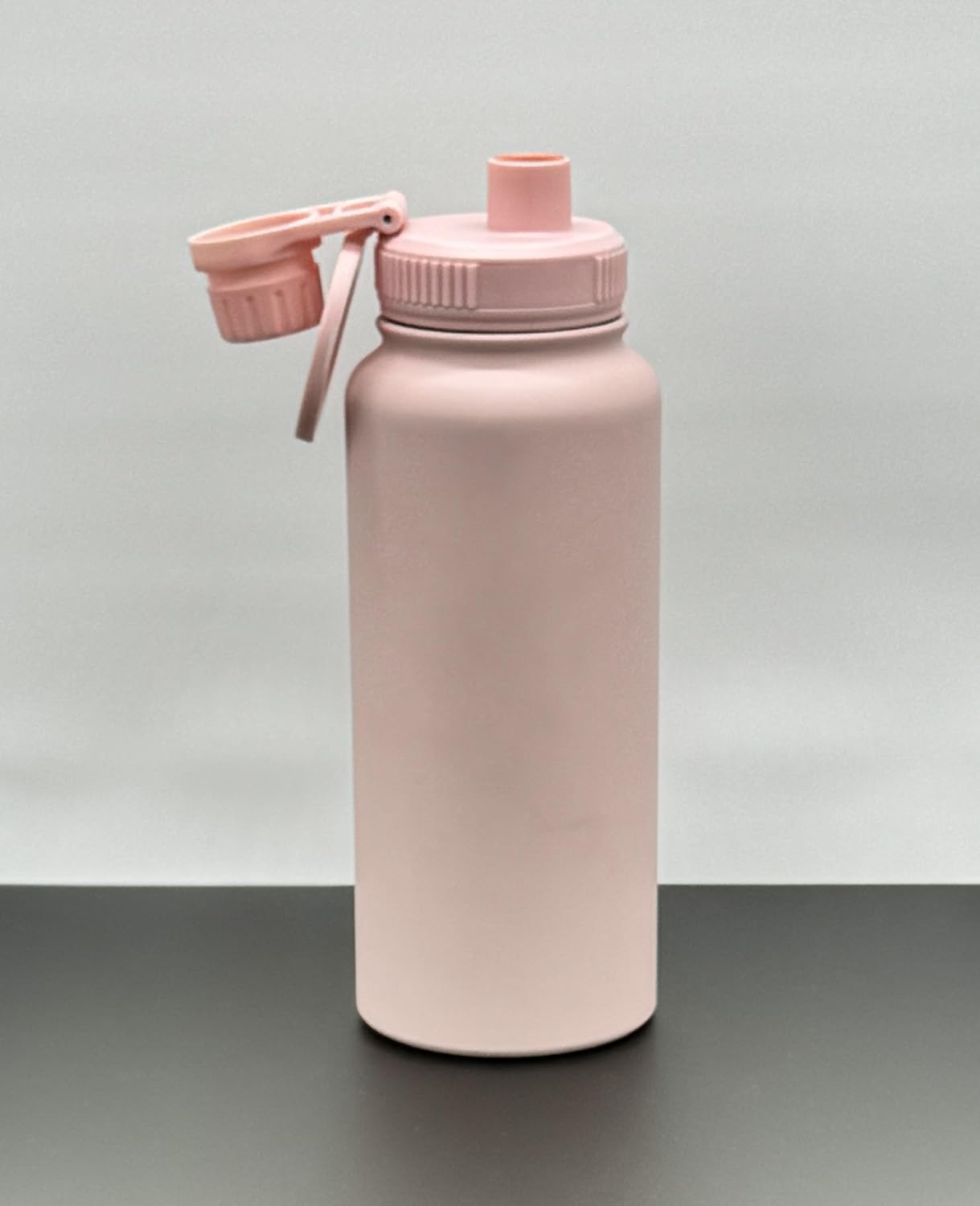 Insulated Water Bottle with Magnetic Phone Handle! Introducing the Hydration Buddy – Your Ultimate Hydration Solution (Black)