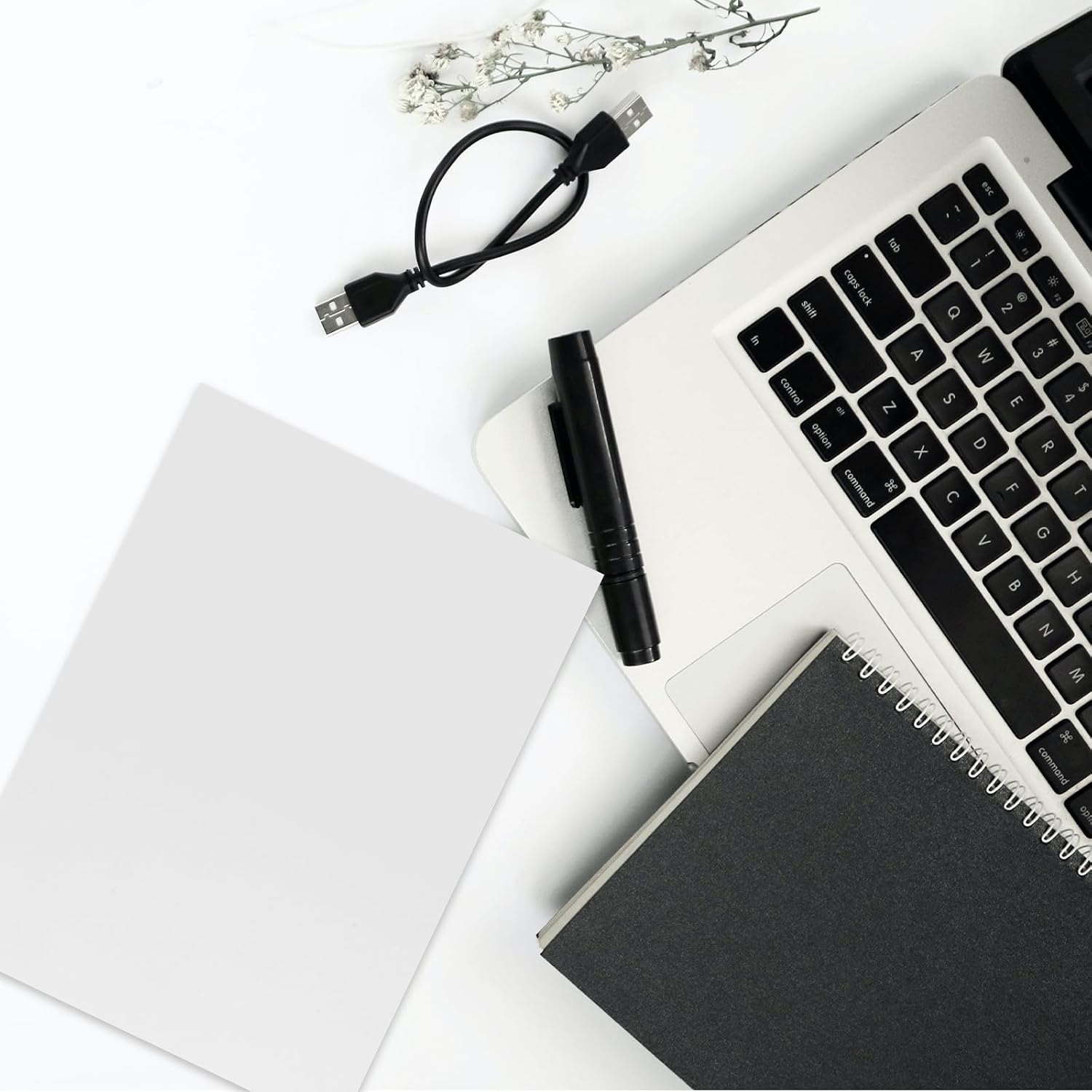 White Cardstock Paper Thick Card Stock A4 Size 90 Sheets for Printing and Drawing, Multifunctional Business Cards Blank Paper Printing Results for Invitations, Scrapbook, and