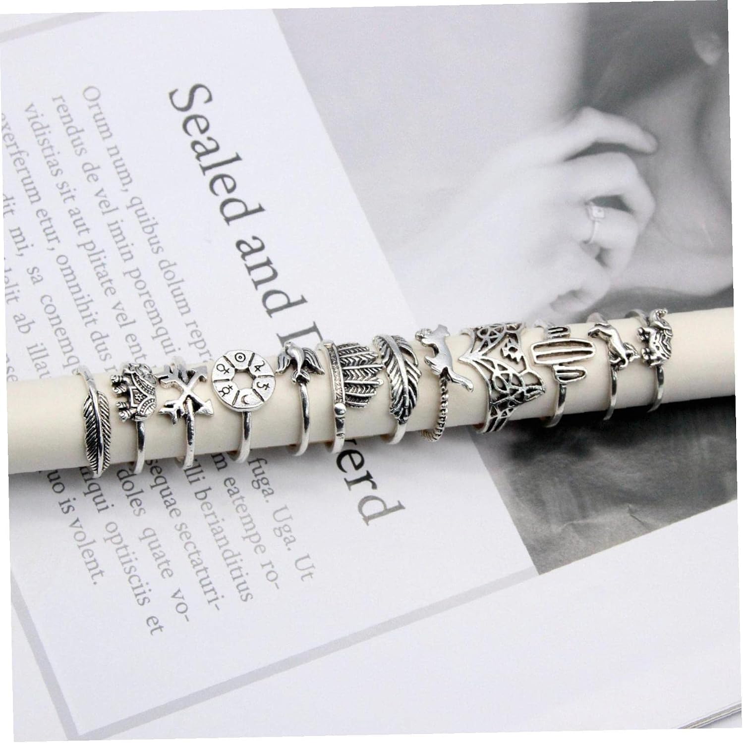 Vintage Ring 12pcs Leaves Elephant Shape Punk Retro Finger Rings Gift Party Ring Silver for Women Men Girls