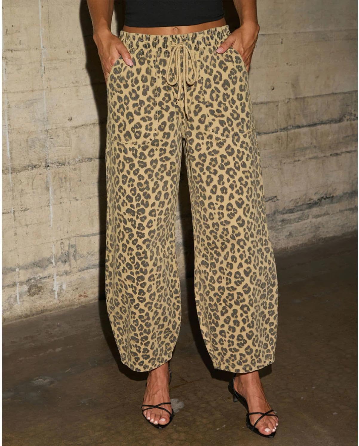 watersouprty Barrel Jeans for Women Trendy High Waisted Drawstring Wide Leg Cropped Leopard Cheetah Print Denim Pants