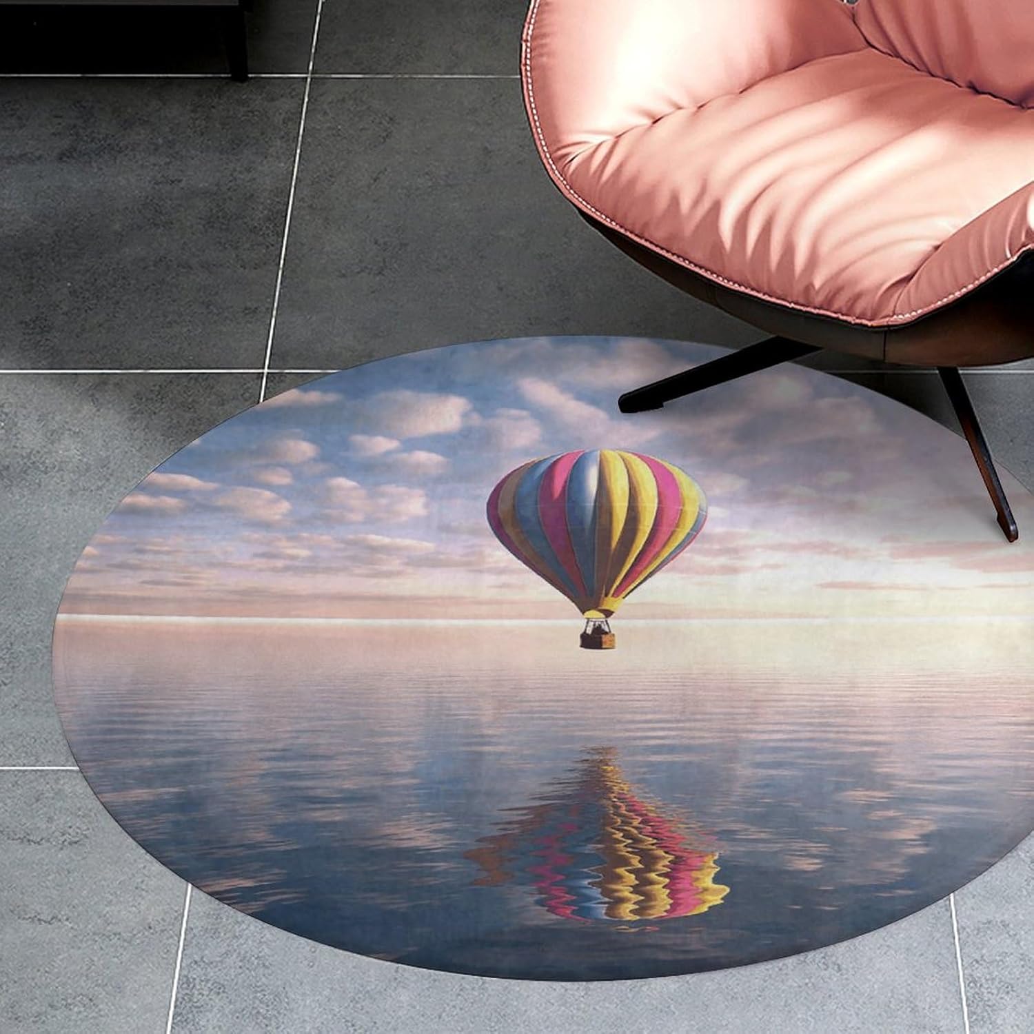 Hot Air Balloon Over The Sea Rug Round 90 * 90cm Area Room Rugs Coral Velvet Door Mats with Rubber Backing Non Slip Bathtubs Floor Mat Stylish Bathroom Rug Washable Carpet for Playroom