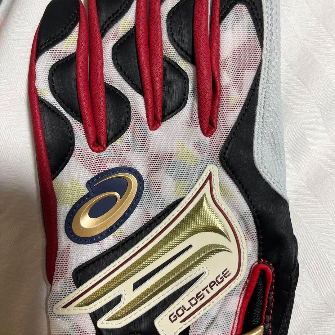 安達了一 バッティンググローブ