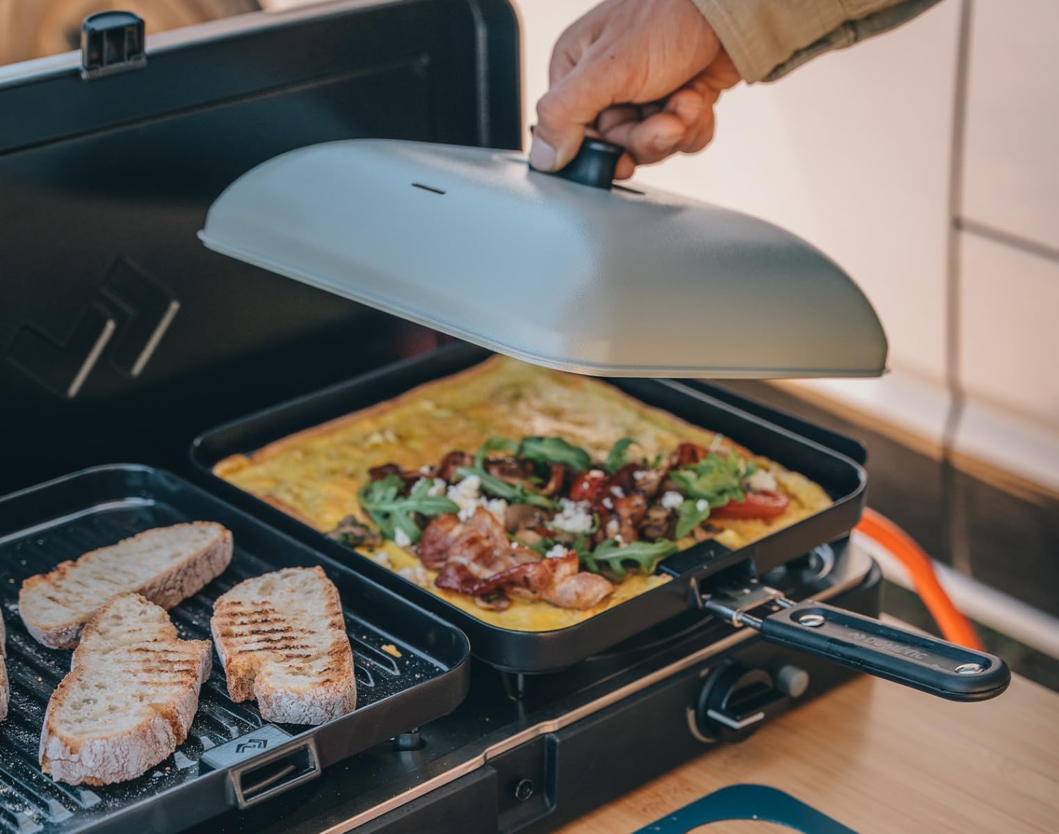 Cadac Plaque de Gril Plate Universelle Aluminium Noir Barbecue Extérieur