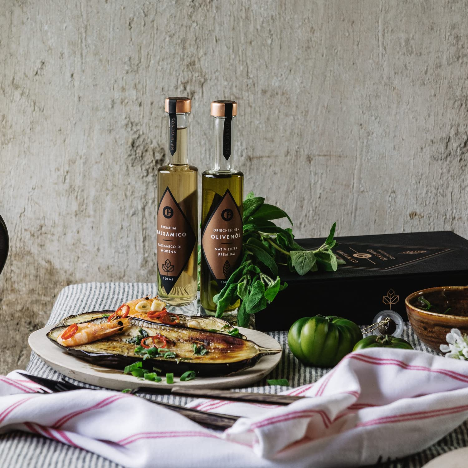MEIN GENUSS Olivenöl & Balsamico Essig Geschenkset – Griechisches Olivenöl nativ extra – Weißer Balsamico Erste Güteklasse - Feinkost Geschenkbox – 2x 100 ml - Premium Geschenkverpackung