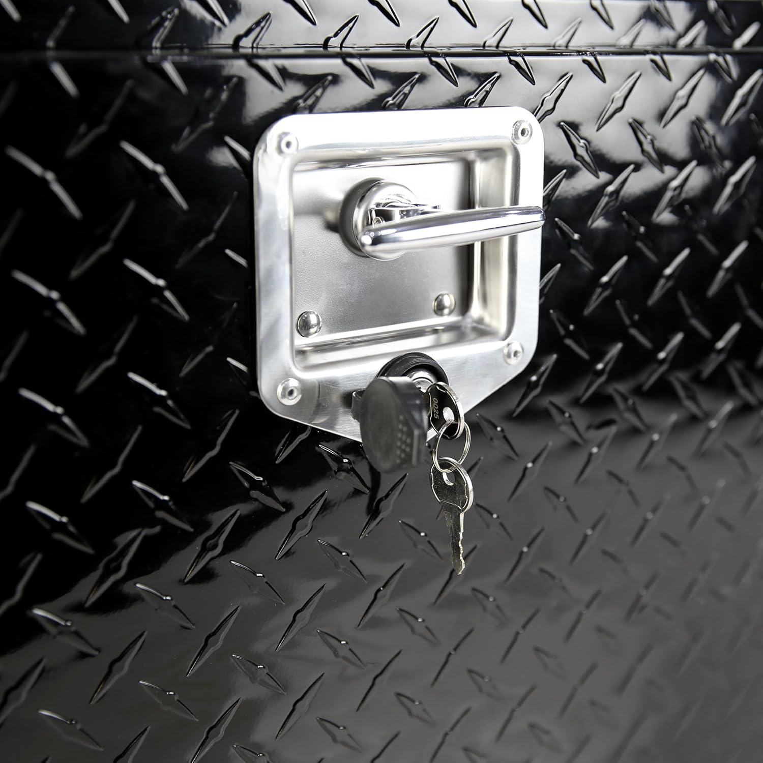 36 Inch Heavy Duty Aluminum truck tool boxes for bed of truck, Waterproof Square Truck Storage Organizer Chest for Pick Up Truck Bed, RV Trailer with T-Handle Lock & Keys(36"×17.1"×17.9")