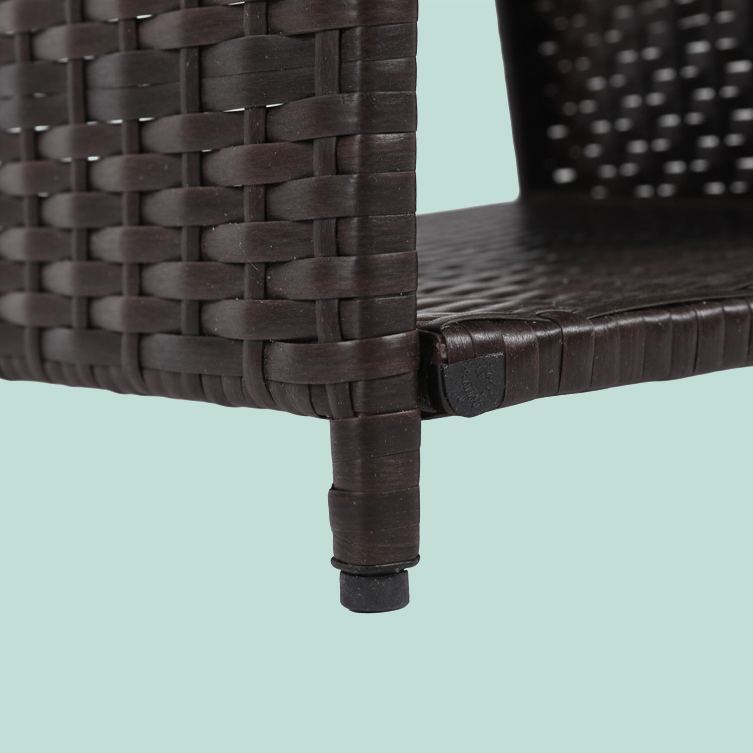 Relaxdays Table de Balcon carrée, H x L x P 40 x 45 x 45 cm, polyrotin/WPC/Acier, Marron, pour extérieur