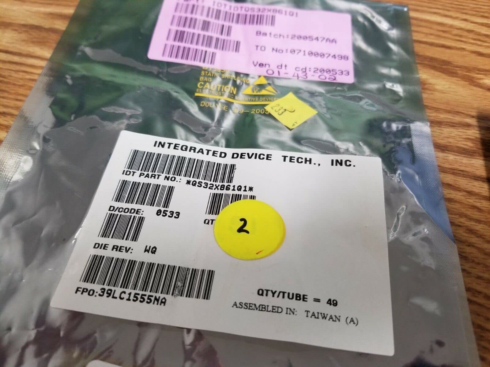 (1x) IDTQS32X861Q1 IDT IC Bus Switch 10 X 1:1 48QSOP