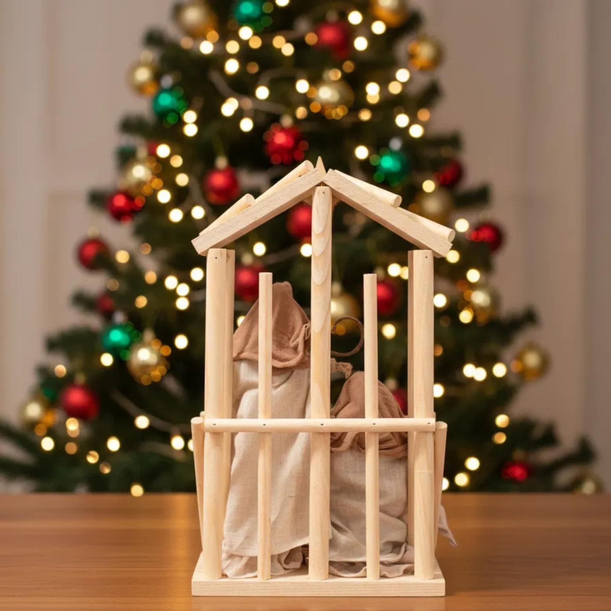 Nazareth Store Statuette traditionnelle en bois d'olivier de Terre Sainte avec étoiles et vêtements en coton