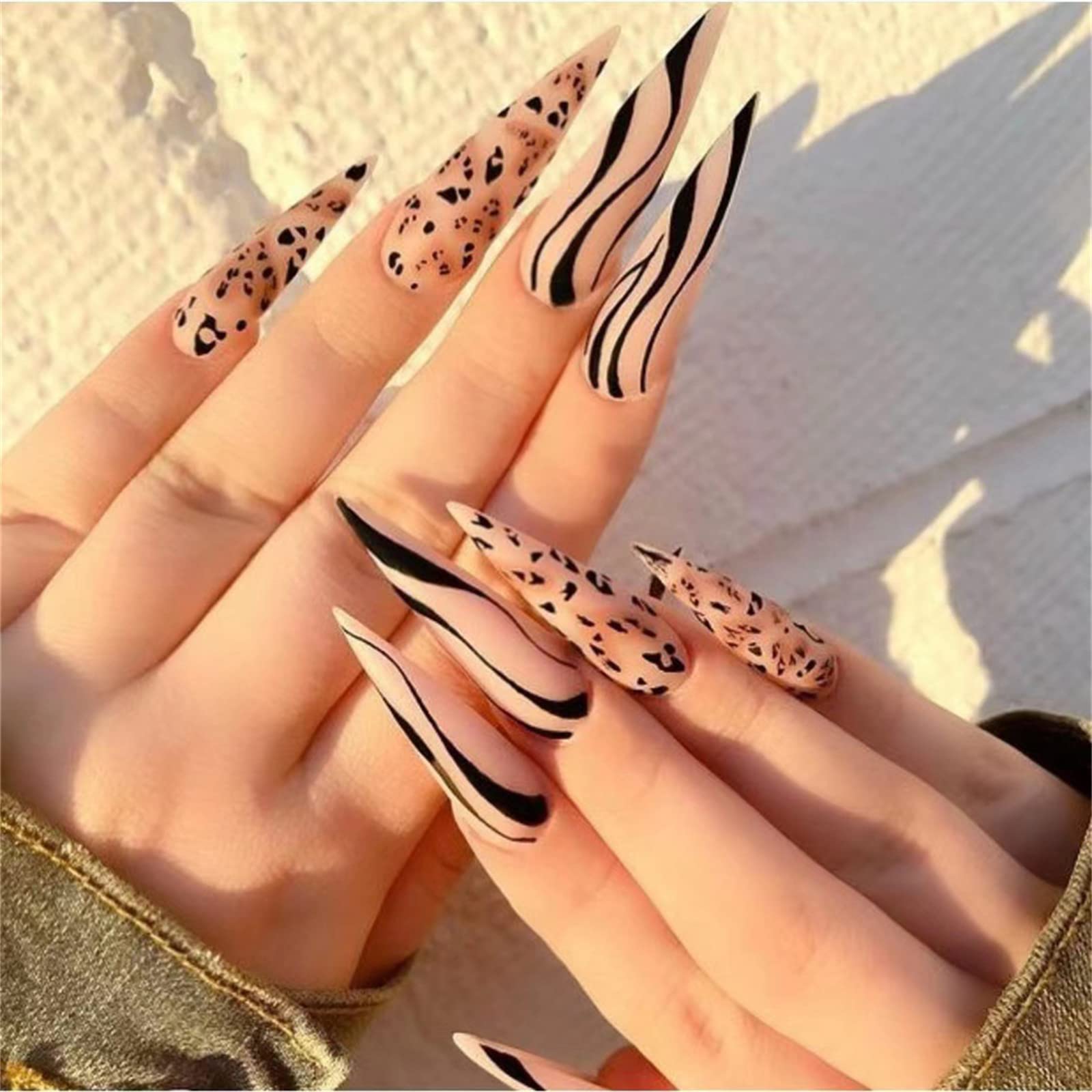 Unghie Finte Lunga Copertura Completa Colla Inclusa Stampa Leopardo Pressa sulle Unghie 24 Pezzi Nail Art Tip con Scatola per Saloni di Bellezza e Nail Art Fai da Te per Donne