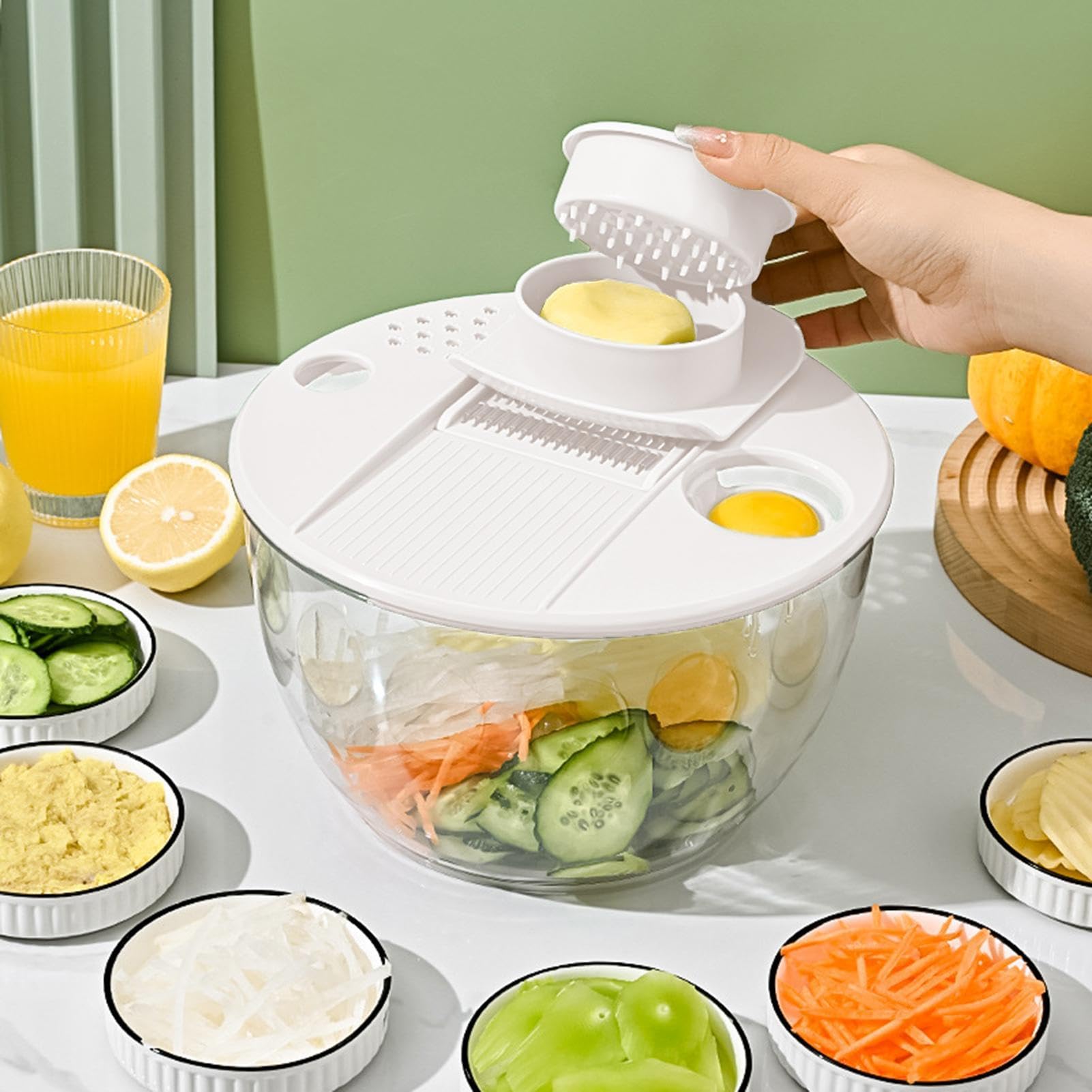Generisch Salatschleuder mit Trockner, Abgießsieb und Reibe – | Kreativitätsunterstützung: Durch Kombination von Scheiben-, Raspel-, Entsafter-, Eigelb-Trenn