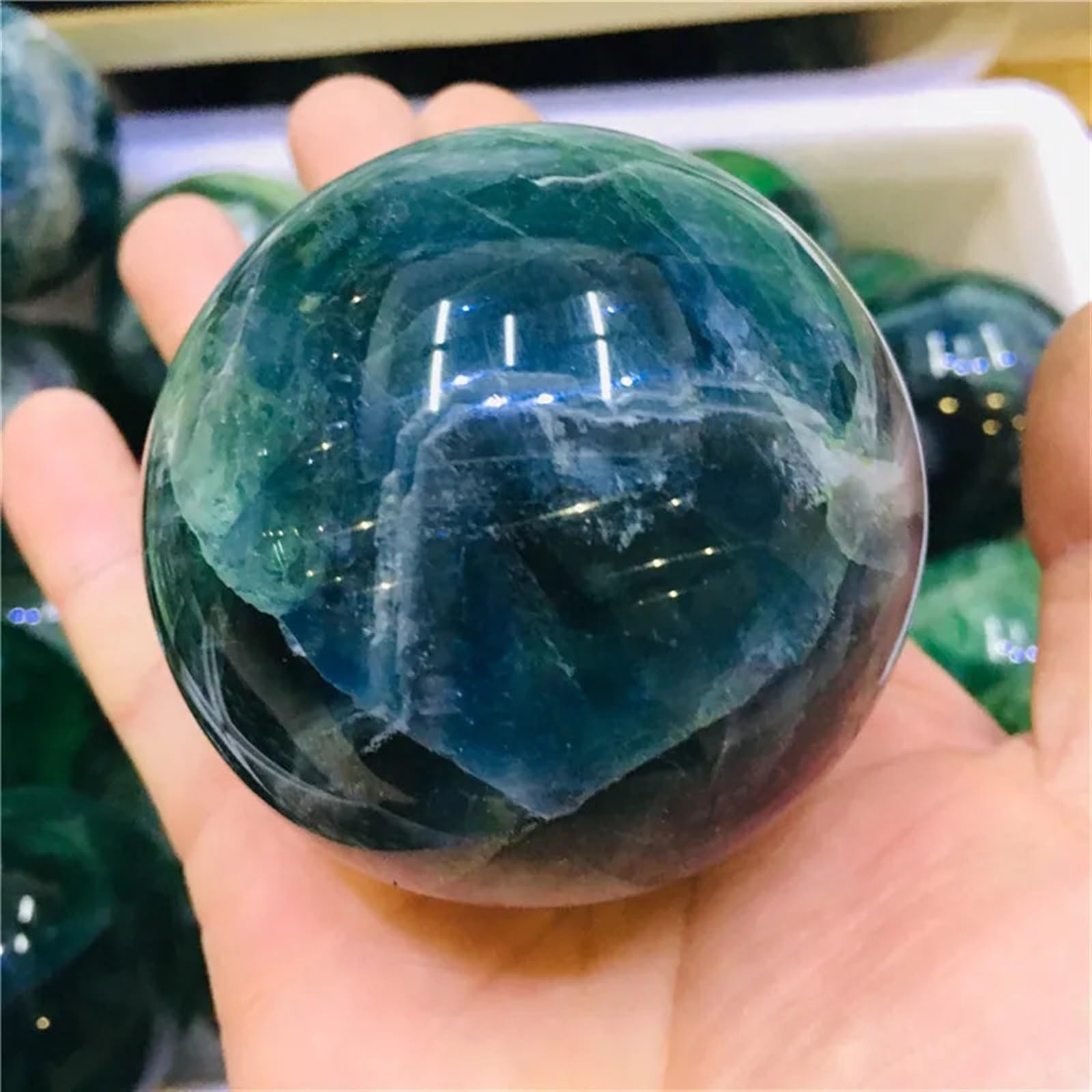 LTRAJUYNH Fluorite Quartz Crystal Ball Home Decoration Cut Polishing 1pc Ornaments (Size : 5-6cm)