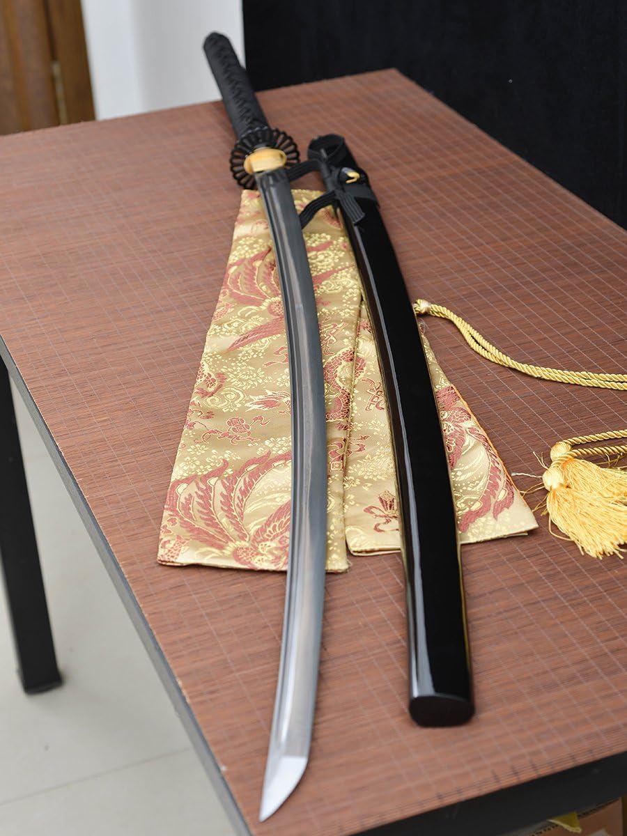 Handmade Katana Full Tang Hand Forged Nodachi Japanese Sword Damascus Folded Steel Blade Long Sword Sharp Sword