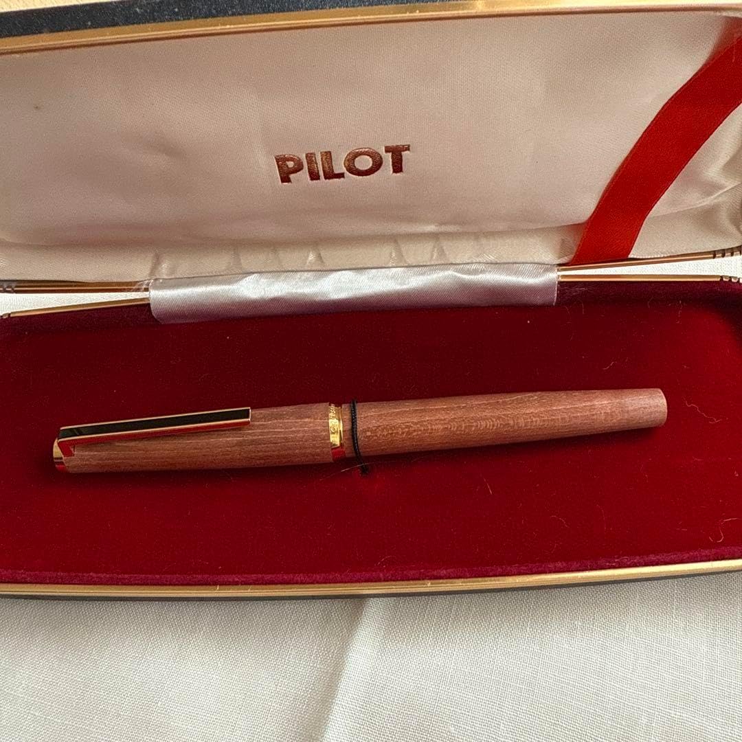 Pilot 万年筆 CUSTOM カエデ 18K