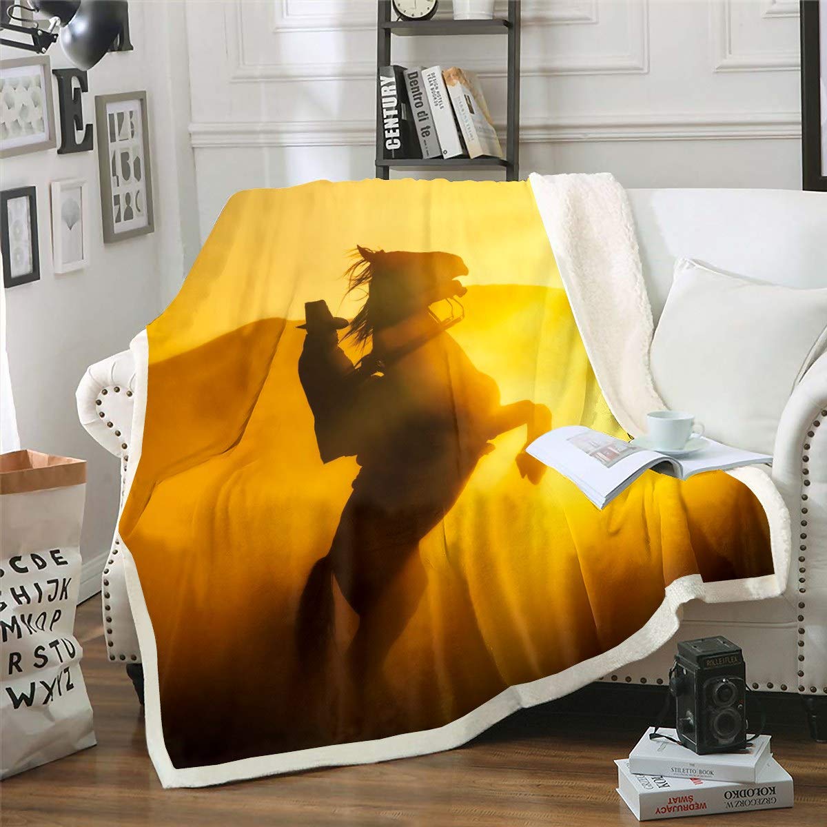 Loussiesd Horse Fleece Throw Blanket for Sofa Bed Galloping Horse Printed Plush Blanket Western Cowboy Sherpa Blanket Room Decor 3D Wild Animal Farmhouse Fuzzy Blanket Baby 30x40 Inch