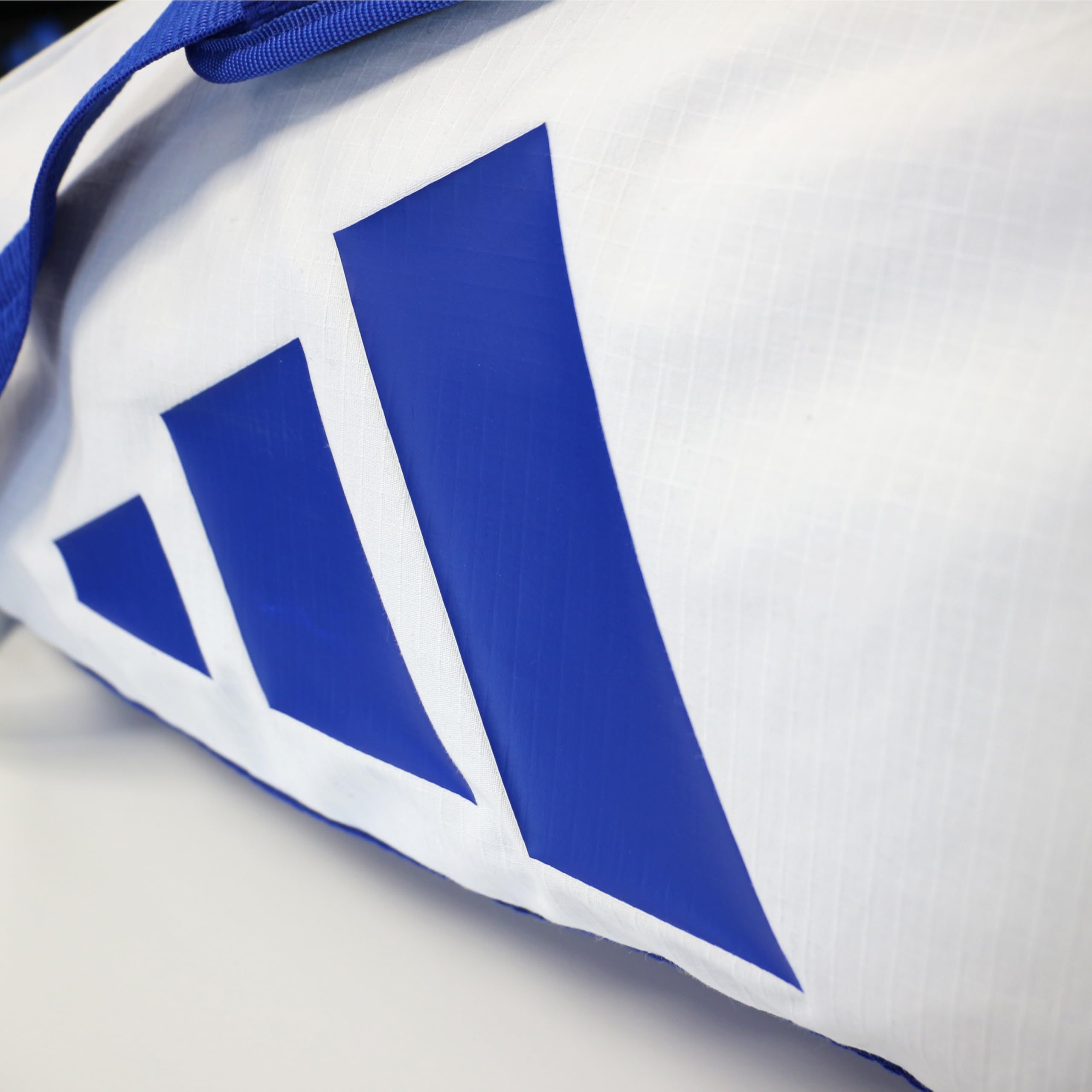 adidas Sac de Sport Bi Matière Judo (Couleur : Bleu/Blanc - Taille : M)