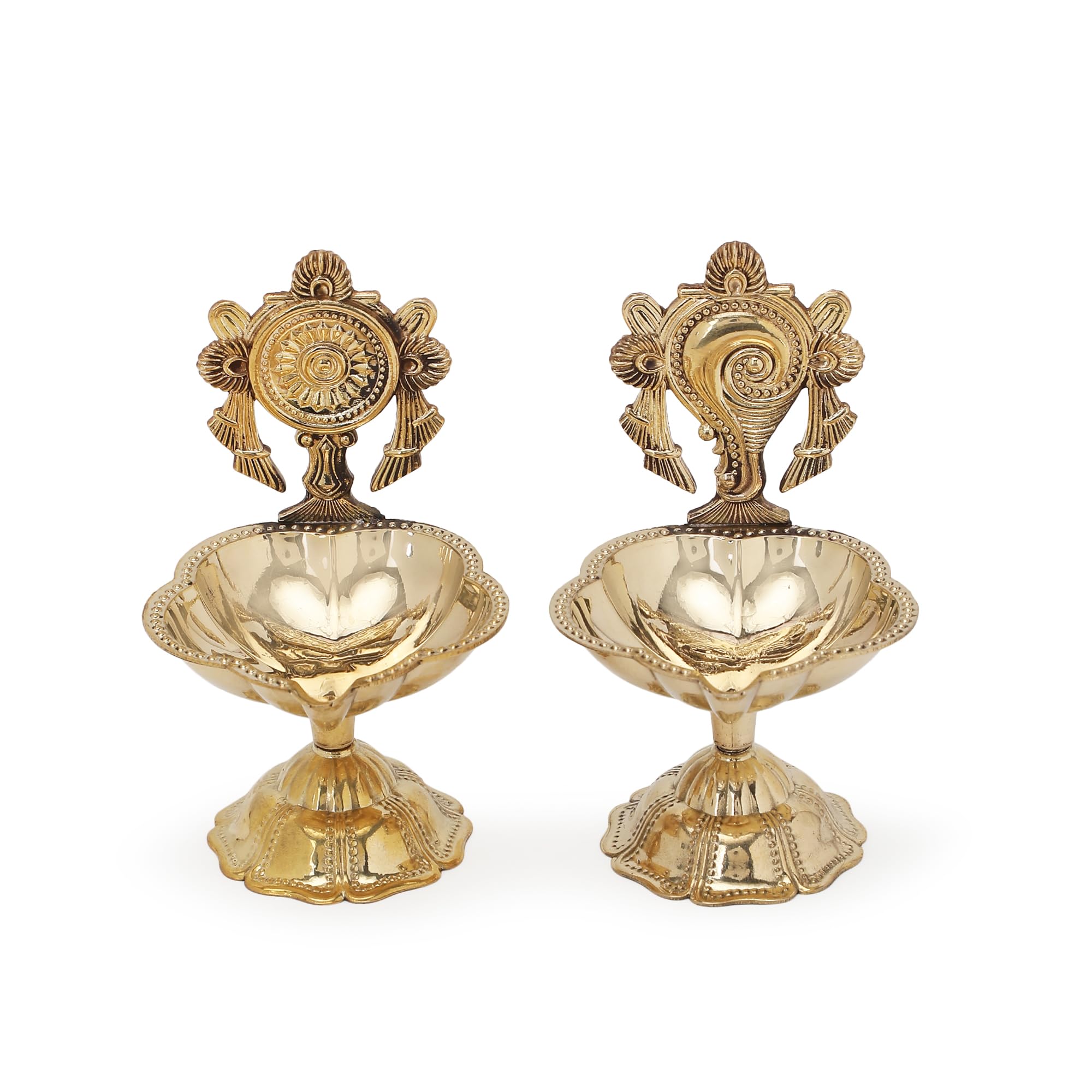 Brass Shankh and Chakra Diya for Puja Aarti Shankha Chakra Villaku for Traditional Indian Festive Diwali Pooja Dia Home Temple Decoration Oil Wick Lamp Virgin Brass Metal – Pack of 2