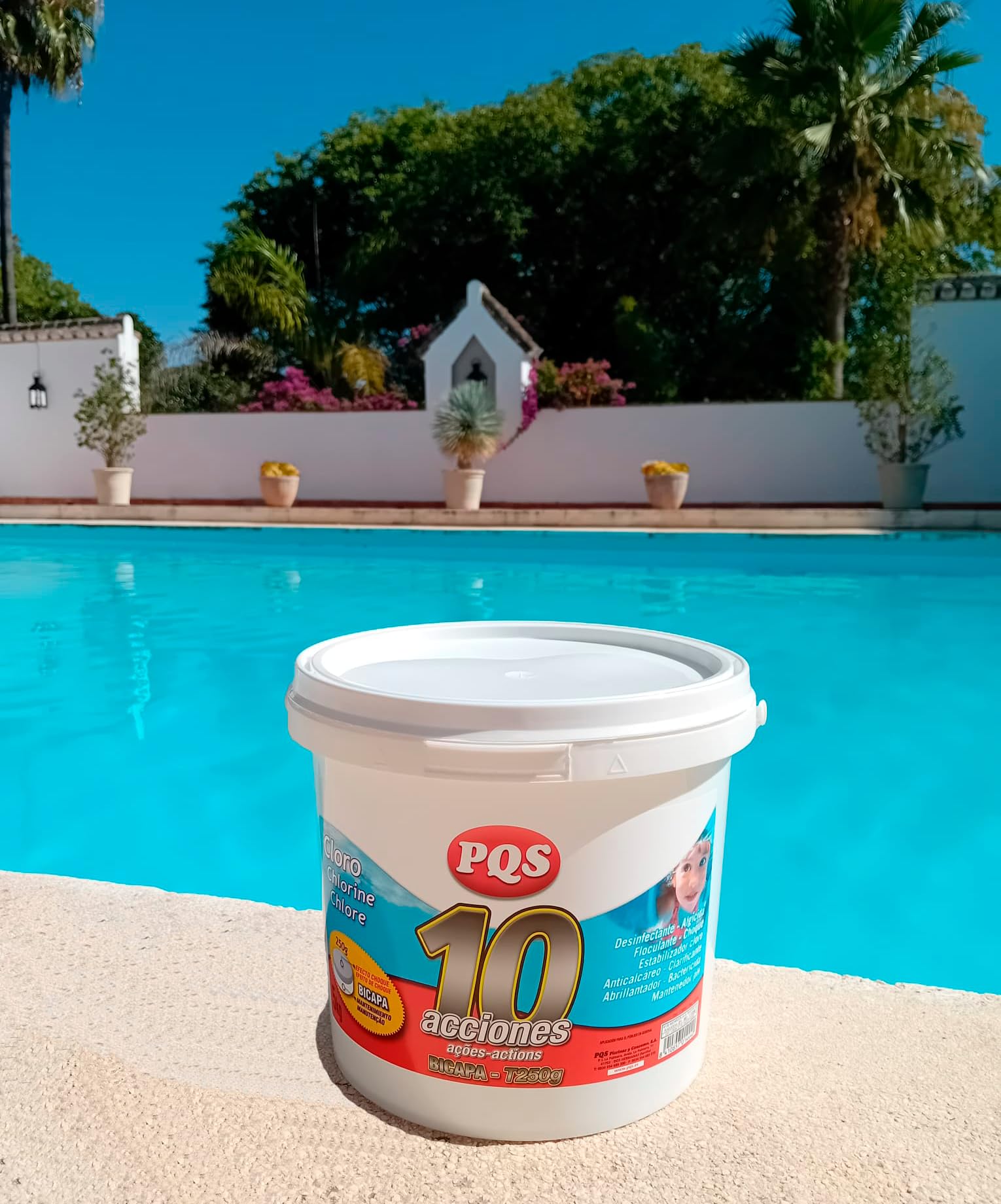 PQS - Cloro 10 Acciones Bicapa T – Tabletas 250 g – Producto para el Tratamiento y Mantenimiento del Agua de Piscinas – Uso No Profesional