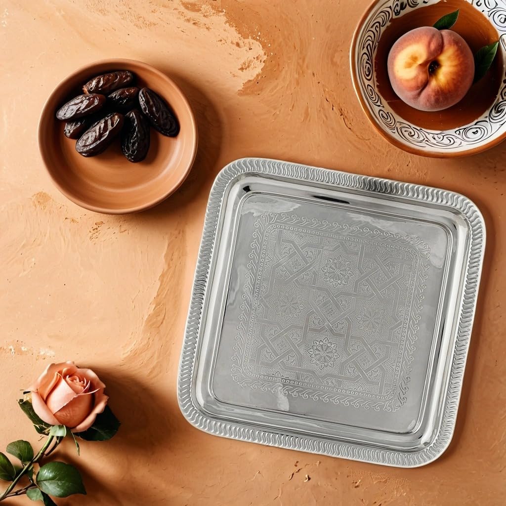 Orientalisches Serviertablett Nacera eckig aus Metall in Silber 27 cm