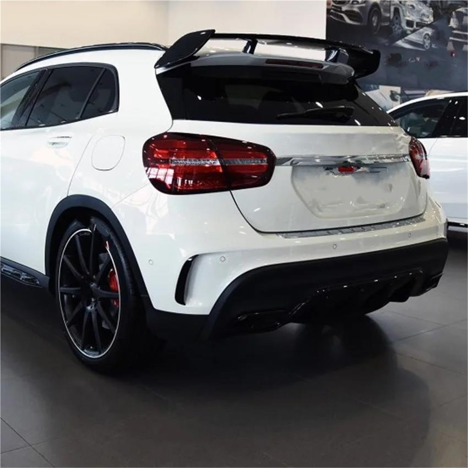 Auto Paraurti Posteriore Lama Coltello Per Mercedes Classe GLA X156 GLA200 260 GLA45 Per AMG 2013-2018 ABS Nero Lucido/Fibra Carbonio Look Auto Spoiler Posteriori(Nero lucido)