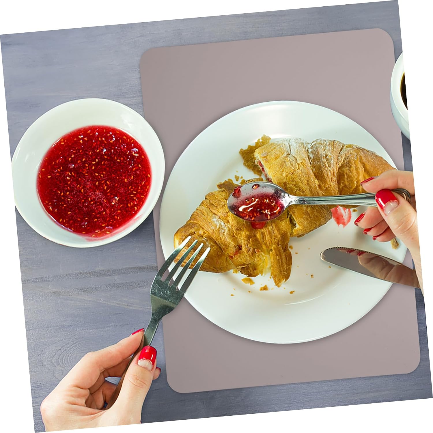Garneck 1pc Silicone Heat Insulation Table Mat Nordic Gray Design and Tear-Resistant for Dining Table Protection and Decorative Use