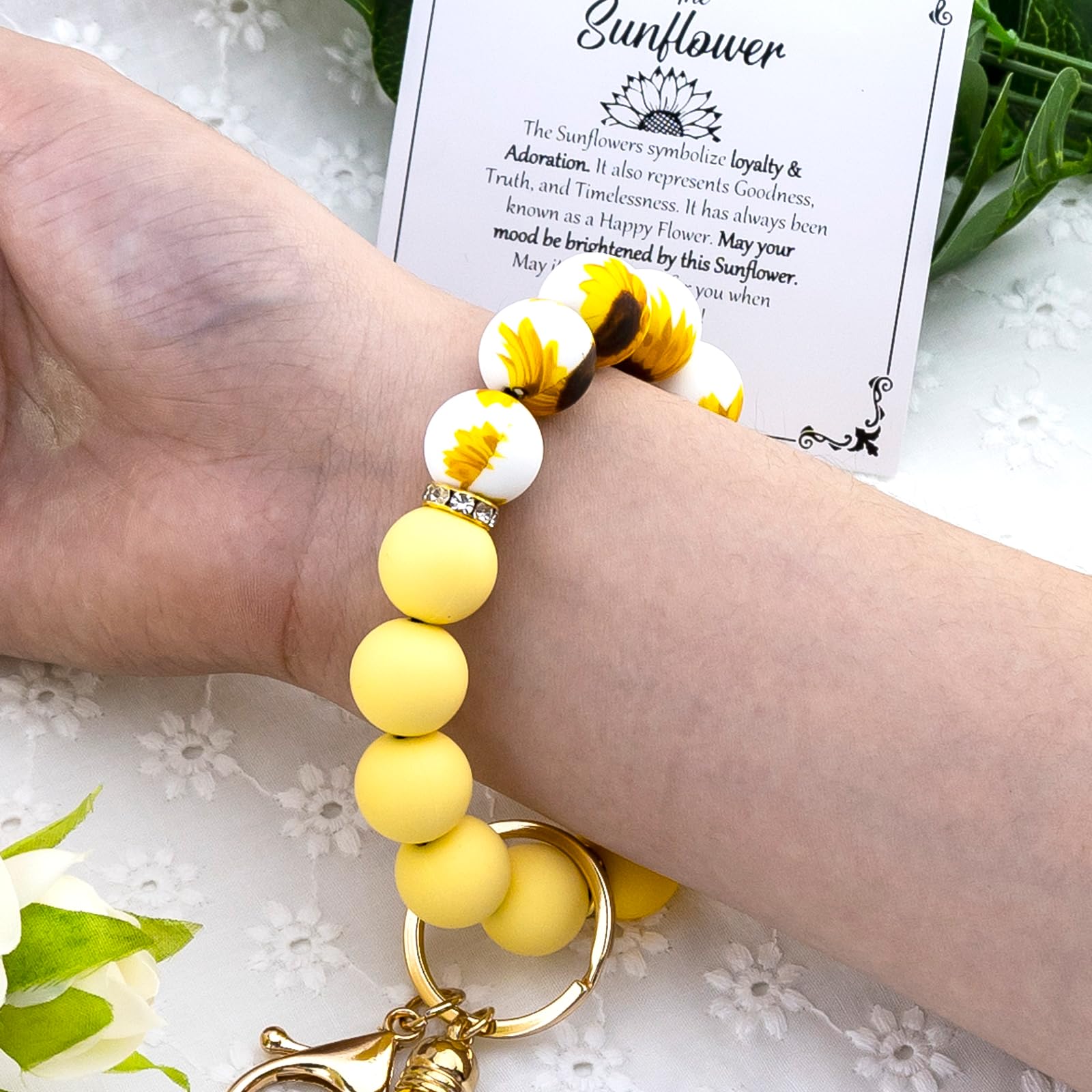 Sunflower Bracelet Gifts for Women Yellow Gifts for Women Sunflower Car Accessories Silicone Beaded Wristlet Keychain Yellow Sunflower Bracelet for Sunflowers Lovers