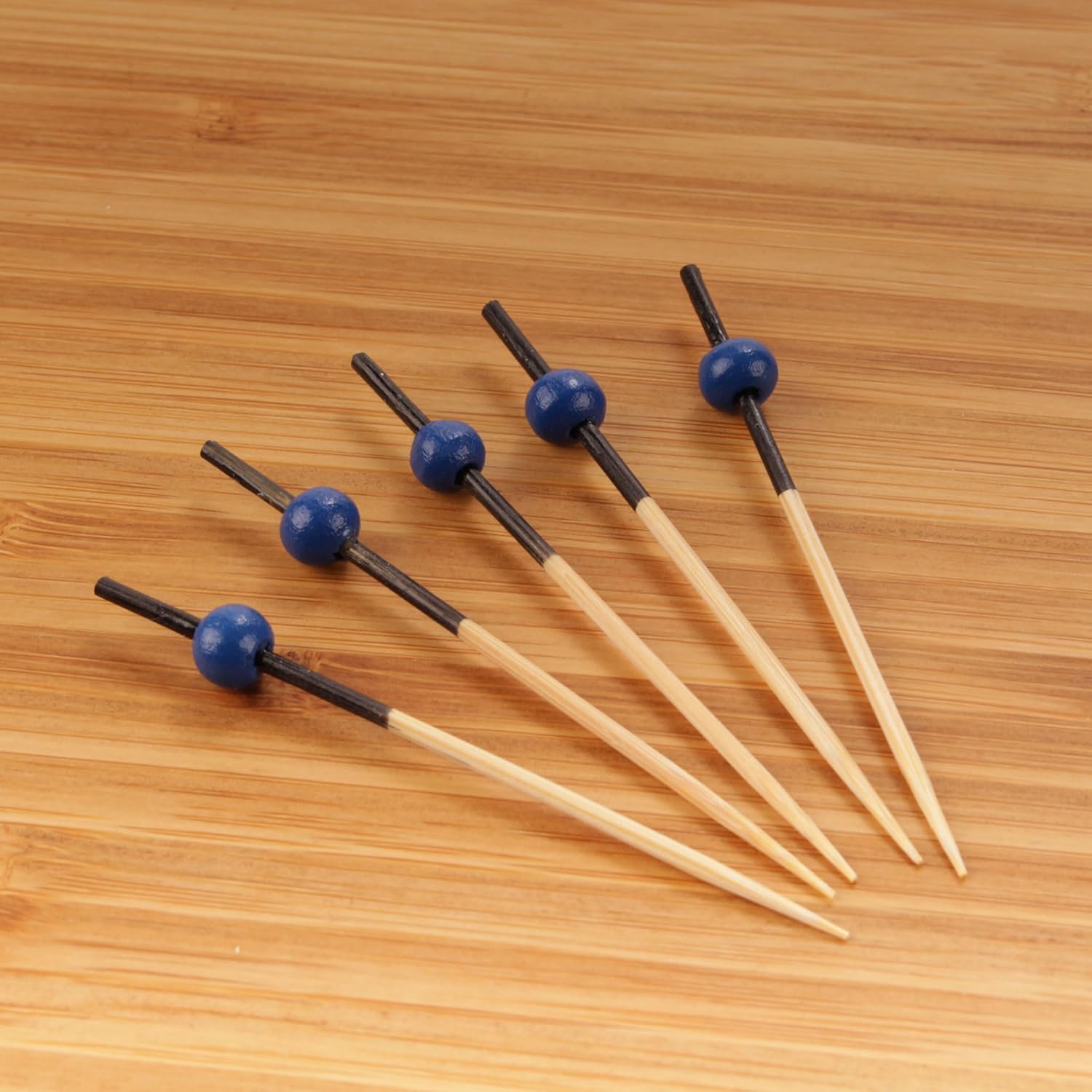BambooMN Decorative Ball End Cocktail Fruit Sandwich Picks Skewers for Catered Events, Holiday's, Restaurants or Buffets Party Supplies - 2.75" Light Blue, 1000 Pieces