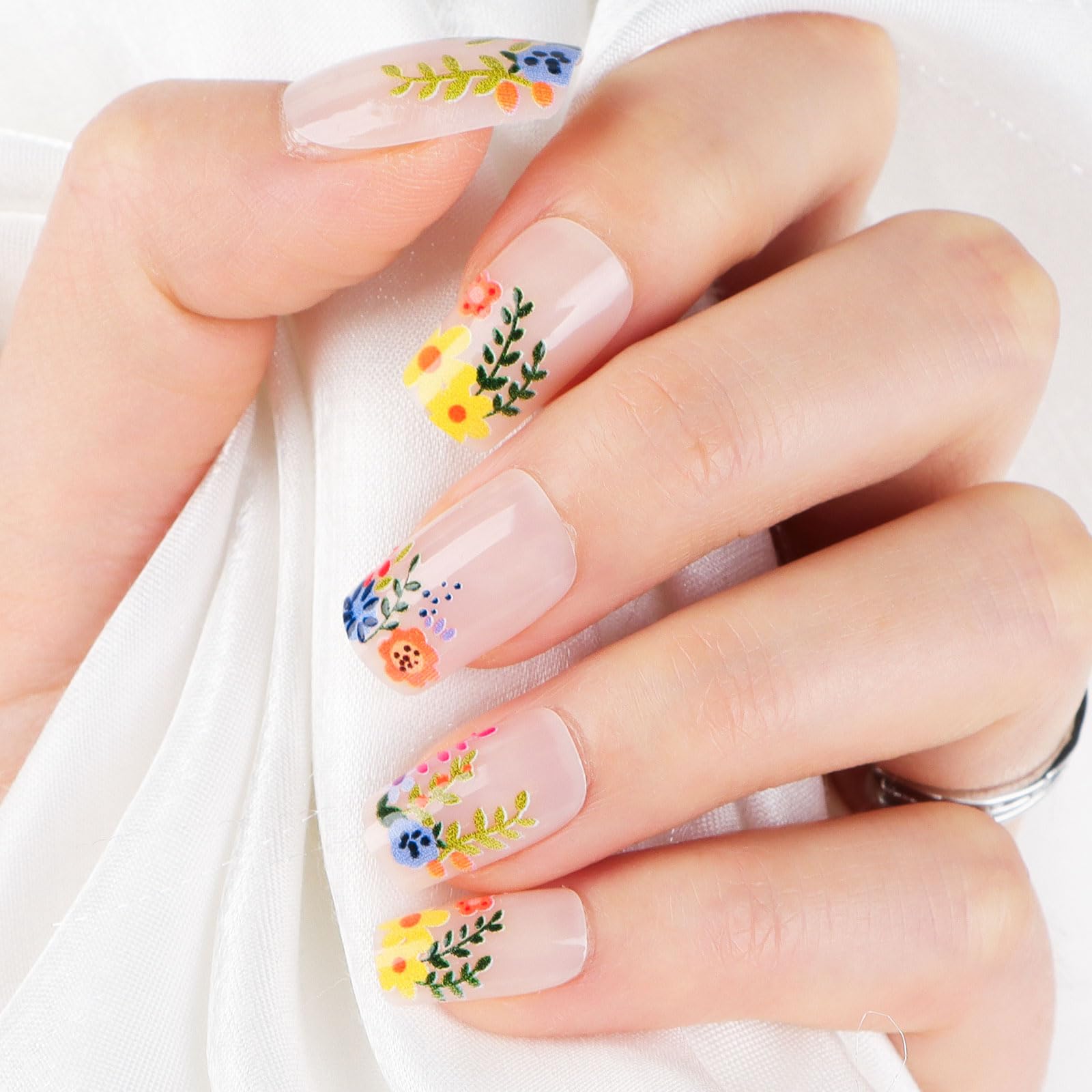 GEBETTER 24Pcs Uñas Postizas Cuadradas Flores Hojas Ramas + Pegamento Gelatina, Uñas Press On Nails Cobertura Completa, Manicura Mujer Arte Decoración Uñas DIY Primavera Verano