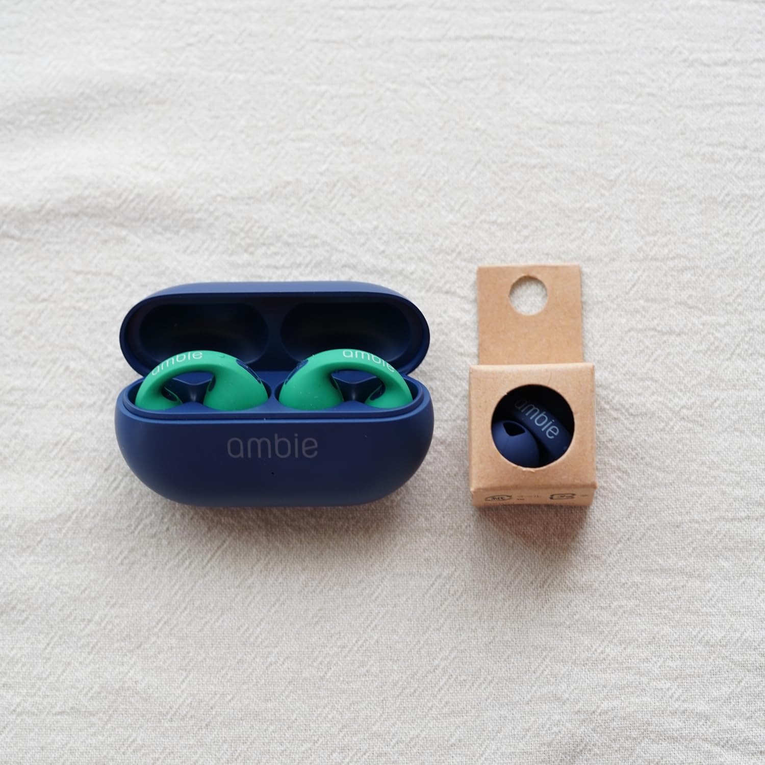 【一回のみ使用】ambie AM-TW02 GREEN×INDIGO AM-TW02 COLOR（Ash Green） – ambie STORE
