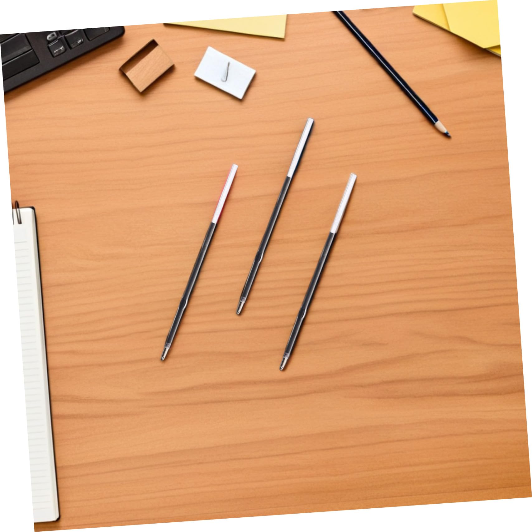 600 Pièces Recharges pour Stylo Bille Noir Recharges Remplaçables pour Stylos à Bille Installation Facile Usage Prolongé pour Bureau et École
