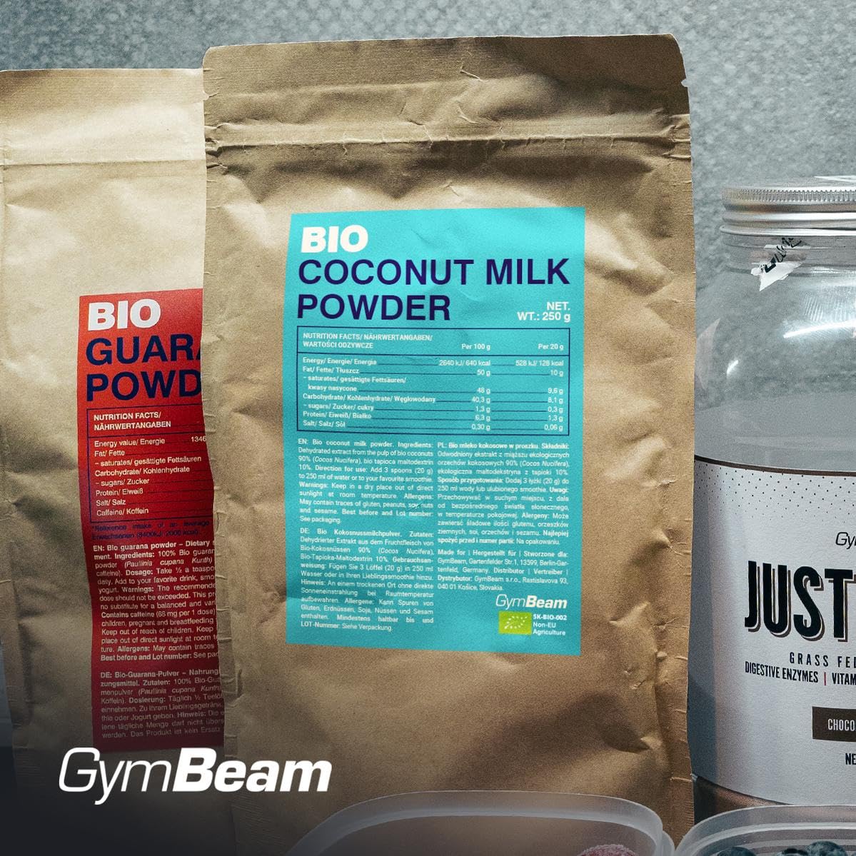 GymBeam Latte di Cocco in Polvere BIO 250g, Latte di Cocco Disidratato Istantaneo, Senza Zuccheri Aggiunti, Senza Glutine e Lattosio, Adatto per Caffè, Salse, Zuppe, Dessert, Frullati, Pancake