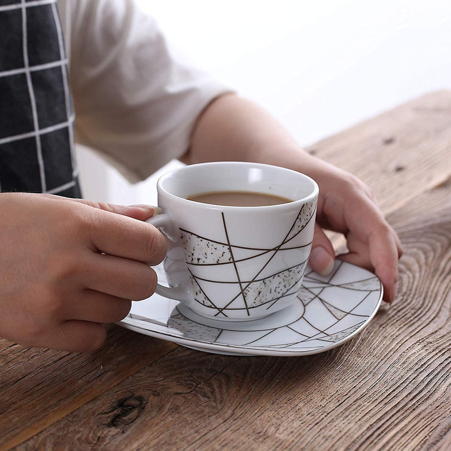 30/60-częściowy porcelanowy zestaw zastawy stołowej ceramiczne naczynia kuchenne eleganckie talerze kubki i spodki zupy i talerze deserowe kompletny zestaw sztućców do domu jadalni