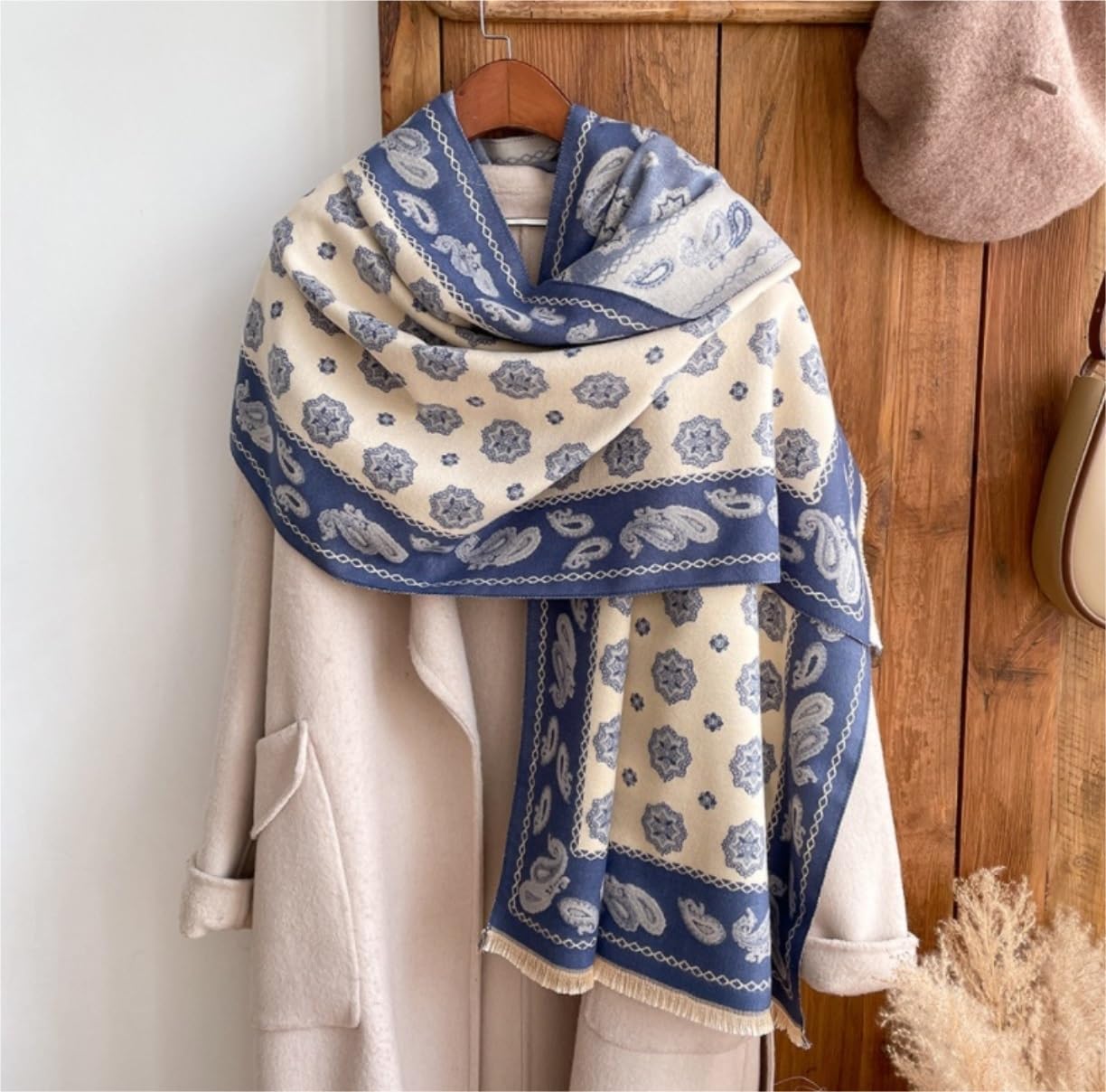 Sciarpa Calda Sciarpa Calda Invernale per Donna Decorazione per Abiti Casual con Scialle Morbido Nappa per La Vita Quotidiana(Blue)