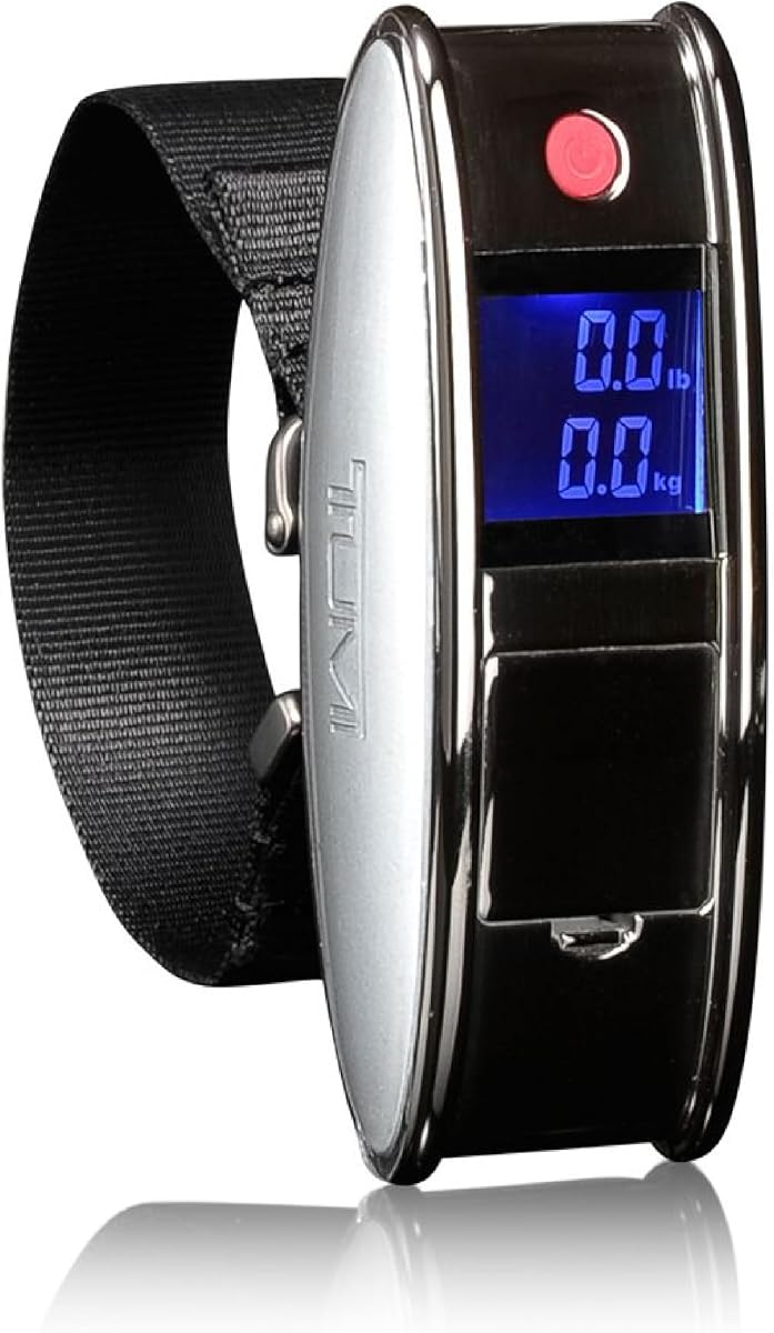 Báscula TUMI - Báscula digital portátil para equipaje - Báscula para maleta pesa libras y kilogramos - Capacidad para hasta 100 libras - Gun Metal/Negro