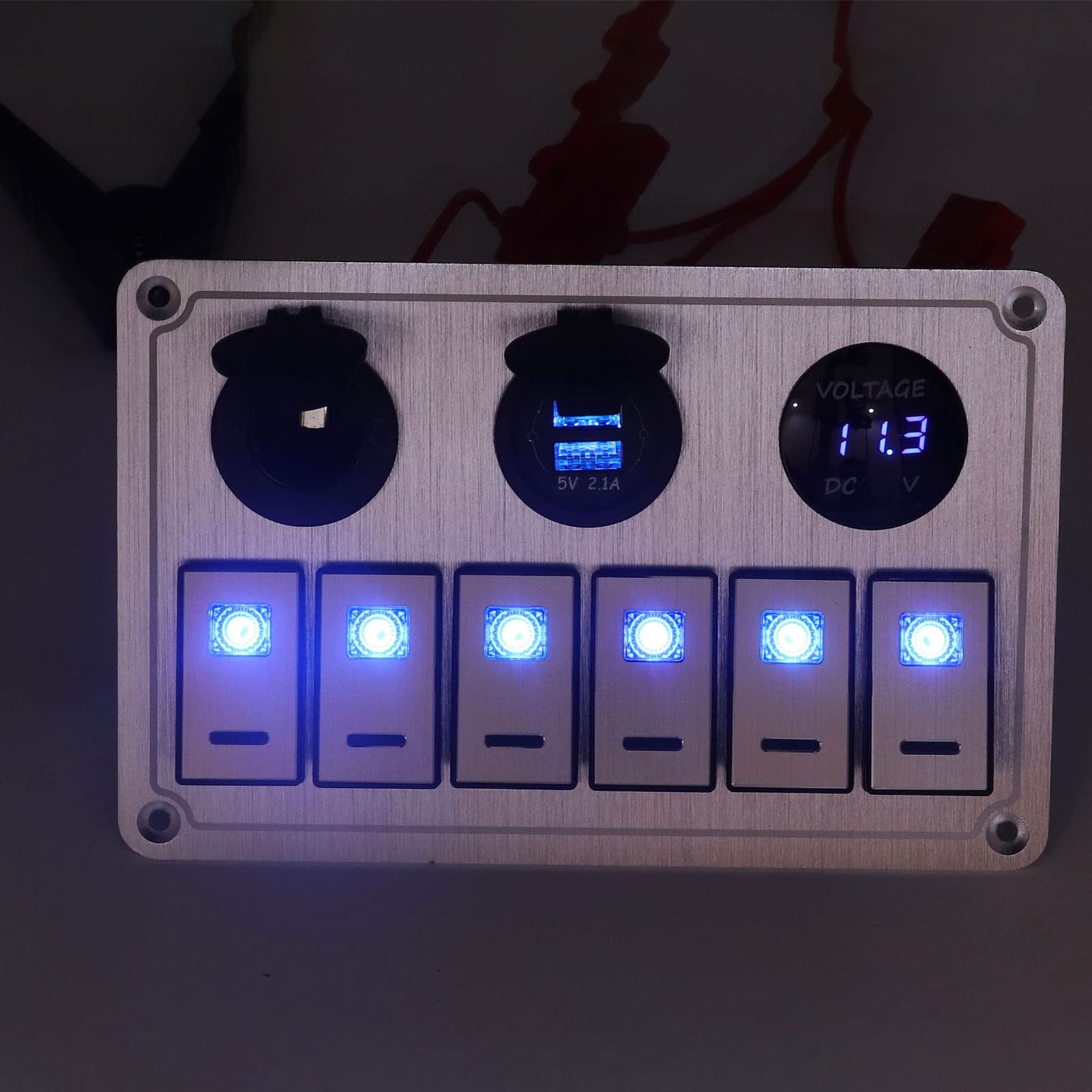 Tbest Panel Wahacza Gang Włączony Wyłączony Niebieskie światło LED .1A Port USB do Samochodu RV Loy PanelCar Panel Wykonany z Wahacza Wykonany Jest z Aluminium PC i Plastiku miedzianego. Klamra