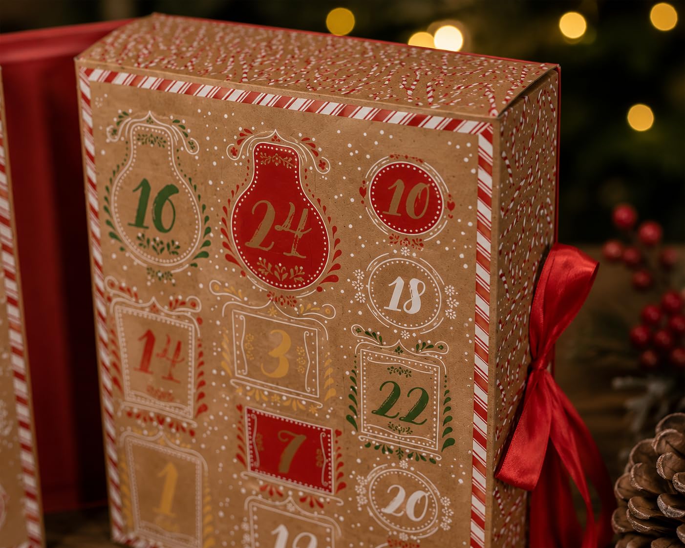 Calendario dell’Avvento con Candele Profumate – 24 Candele & Decorazioni Natalizie – Calendario dell’Avvento di Lusso per Donne – Idea Regalo di Natale – Idea Regalo di Natale