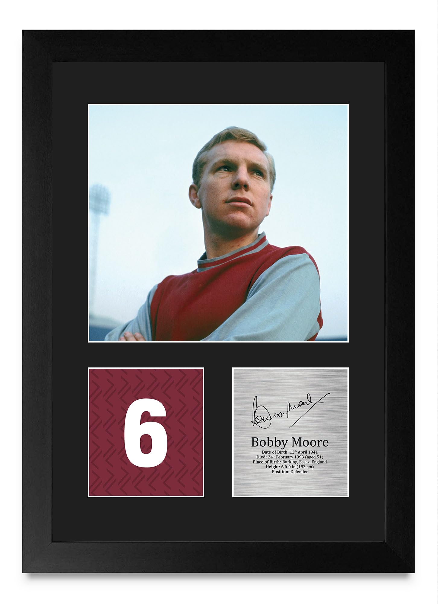 HWC Trading Bobby Moore Gifts Printed Signed Autograph Picture for Football Fans and Supporters - A4 Portrait Framed