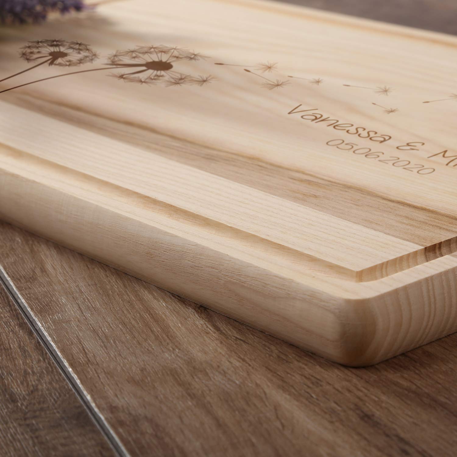 FORYOU24 Holz Schneidebrett hell mit Gravur Motiv 12 - personalisiert mit Wunsch-Namen Küchenbrett graviert als Geschenkidee zur Hochzeit
