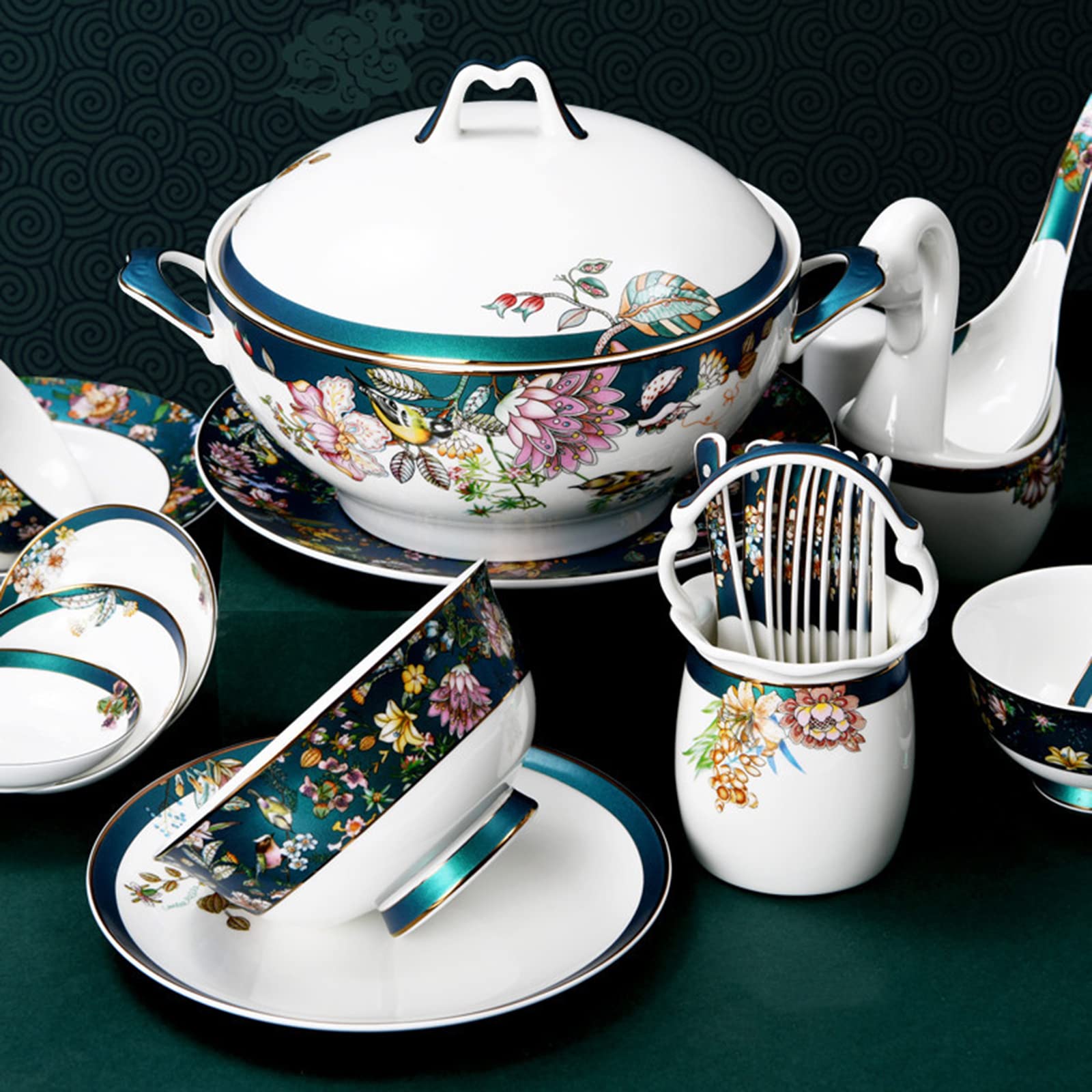 70-częściowe zestawy obiadowe, zestaw obiadowy z porcelany Jingdezhen Palace dla 12 osób, luksusowy francuski zestaw ceramicznych talerzy obiadowych, rodzinna zastawa stołowa do hotelu