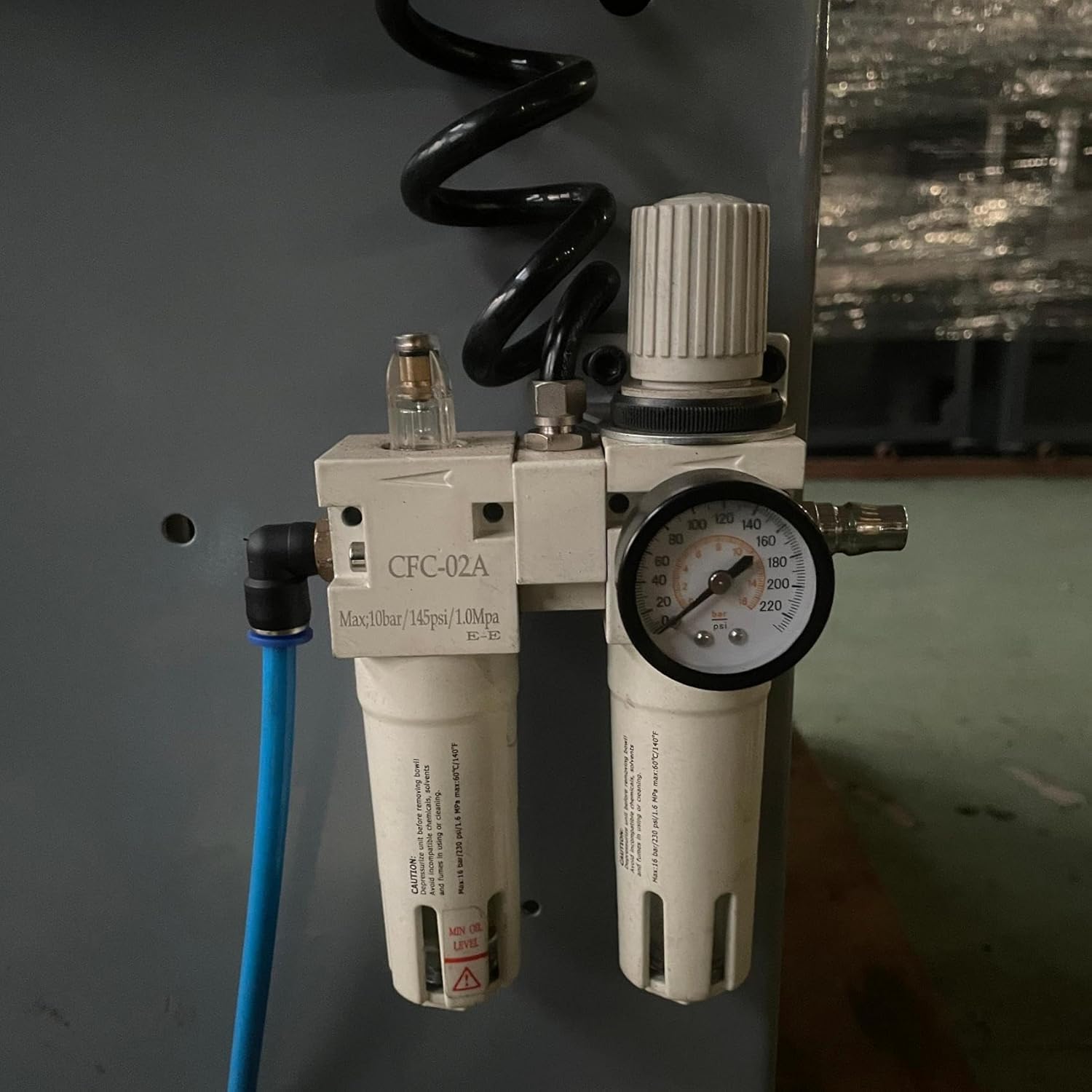 Tire Changer Air Pressor Oil Water Regulator, Separator with Pressure Gauge for Most Tyre Changing Machine, Accessory