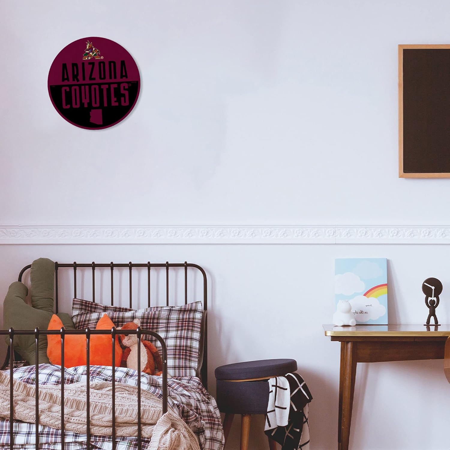 NHL Rico Industries Pennant Shape Cut Pennant - Home and Living Room Décor - Soft Felt EZ to Hang