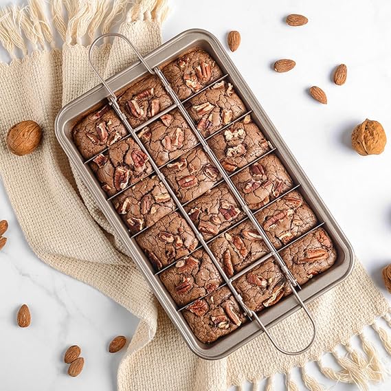 1 Piece Brownie Pan with Dividers Solid Bottom Brownie 18 Pre-Cut Rectangular Cake Pans Nonstick Cake Mold Tray for Baking Bread Cookie Thickened Baking Tools Set - Brown
