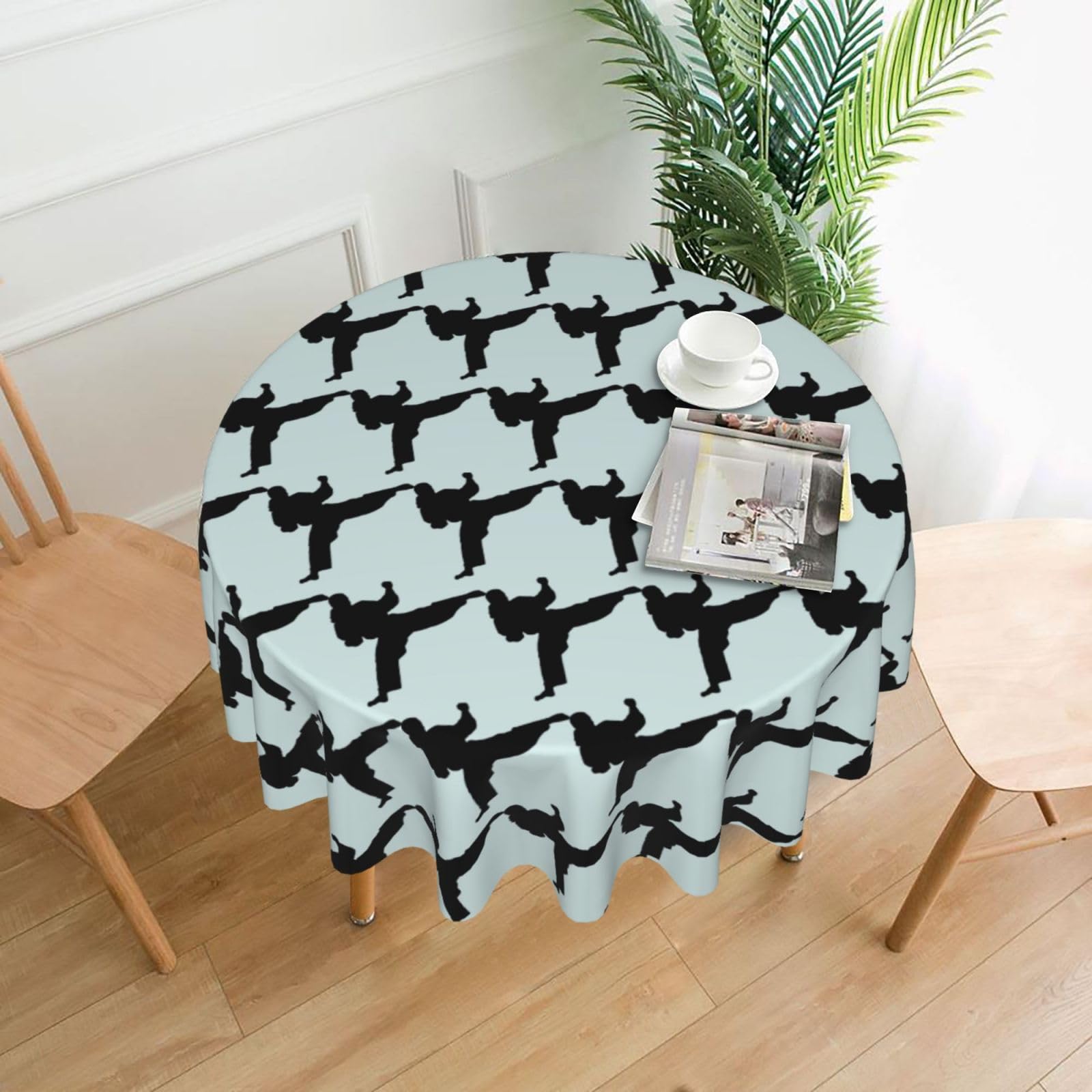 SDEGTHO Karate Print Modern Retro Round Tablecloth 60in Polyester Fabric Cover for Party Dining Table Washable
