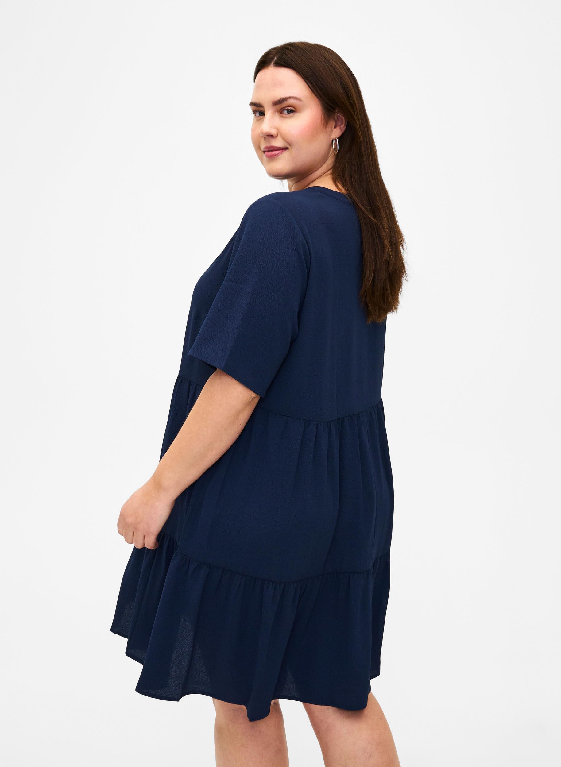 Zizzi Robe ample à manches courtes et col en V pour femme, grandes tailles, tailles 42-60