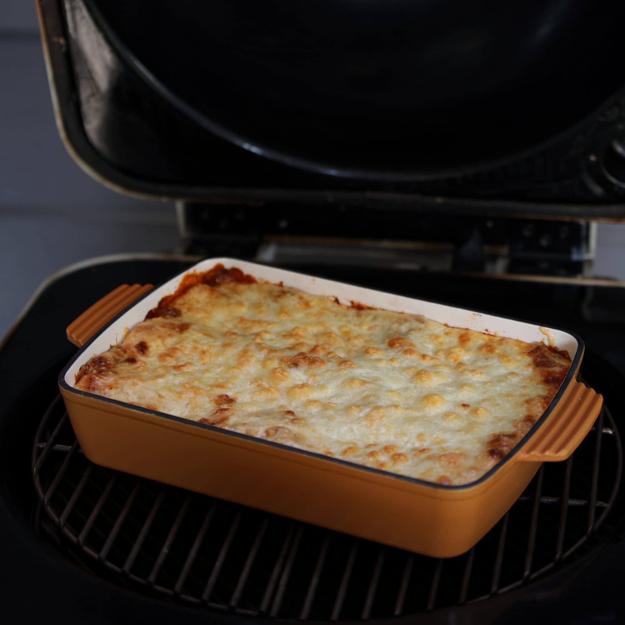 Mahlzeit Cazuela Rectangular de Hierro Fundido Esmaltado Sunny Orange | 3,8 Litros | Recipiente para Lasaña, Platos para Horno, Fuente para Horno | Molde para Gratinar | Fuente de Cocinar