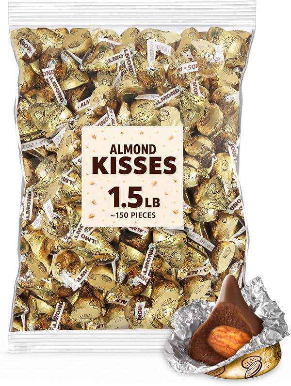 Besos de Almendra con Chocolate con Leche - Bolsa a Granel de 1.5 lb - Dulces en Forma de Beso con Almendra (Aprox. 150 Piezas)