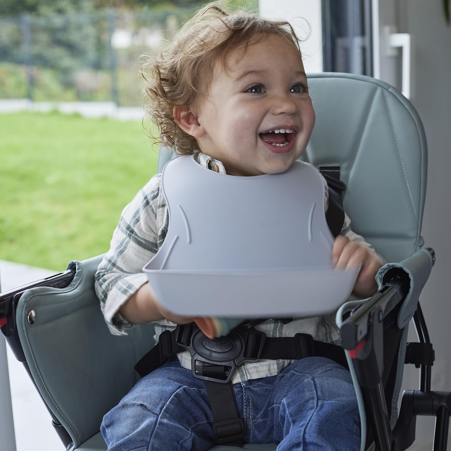 THERMOBABY - HANDY | Seggiolone pieghevole e portatile per bebè | Da 6 mesi a 3 anni | Fino a 15 kg | Cuscino lavabile | Vassoio amovibile e cintura di sicurezza | Leggero e compatto