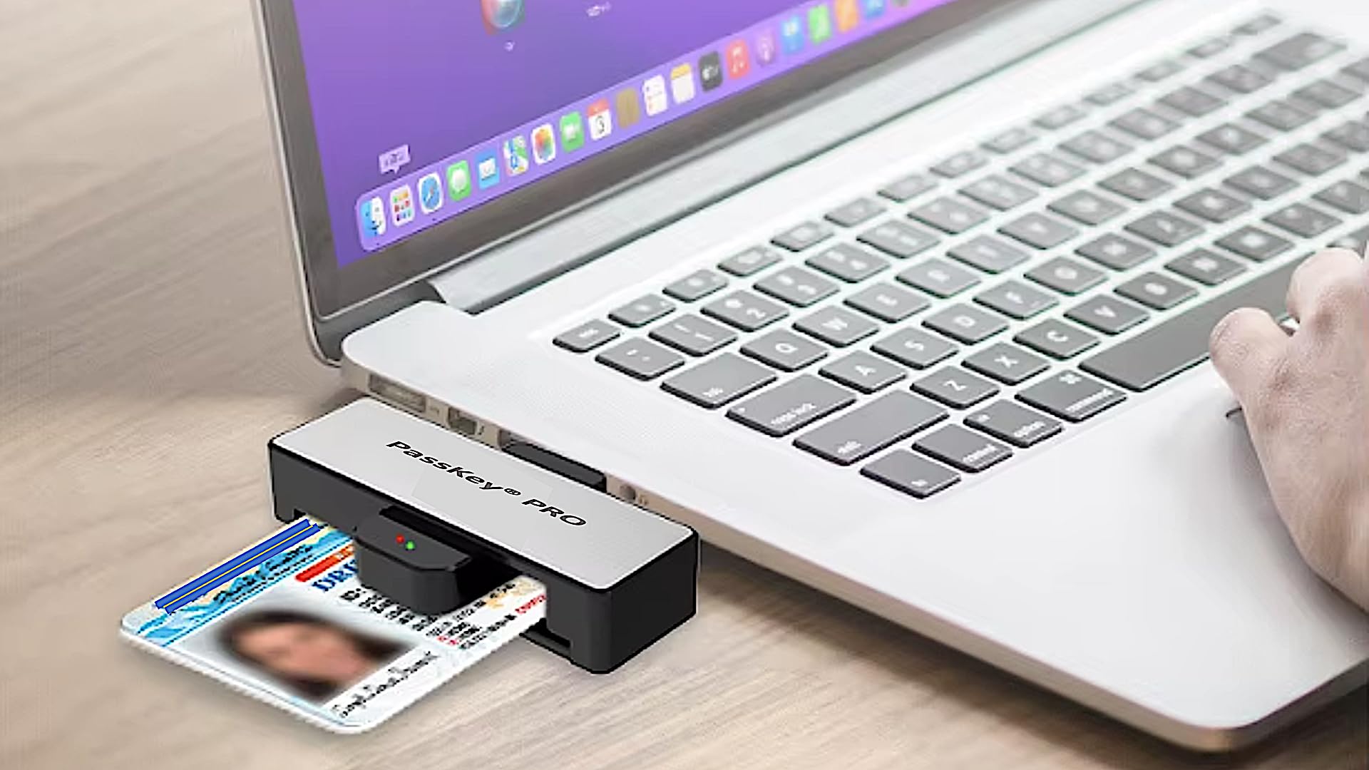 DNI Reader 3.0 and 4.0 - USB C and A - Mac Intel-M1-M2-M3 - Windows 10/11  and Linux -PassKey® iMICRO - ChipNet ID- Spanish Company with Personal  Support. : Amazon.ie